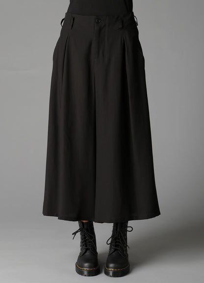 40/ TUCK WIDE PANTS