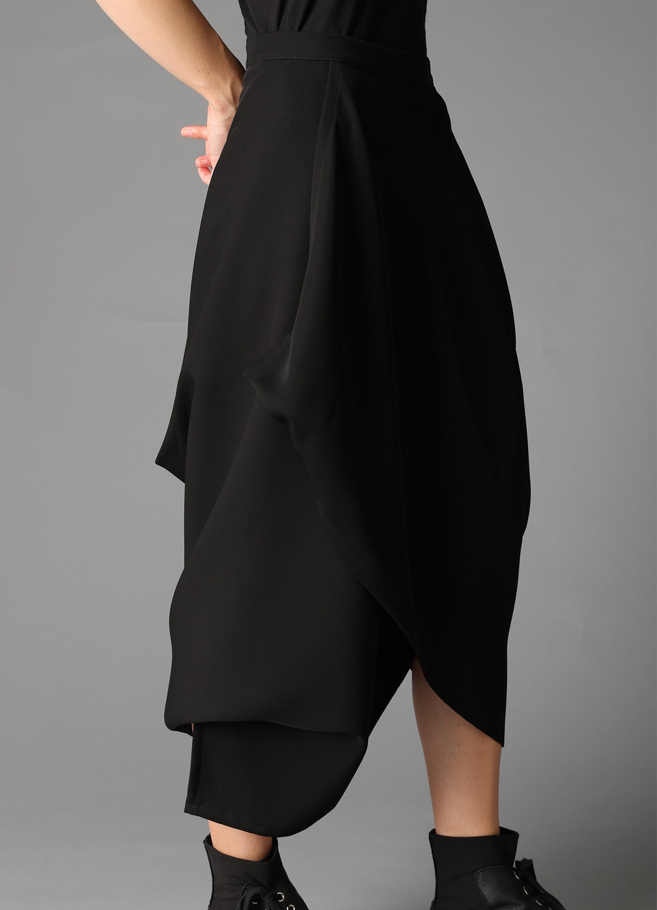 DOUBLE SATIN DRAPING SKIRT