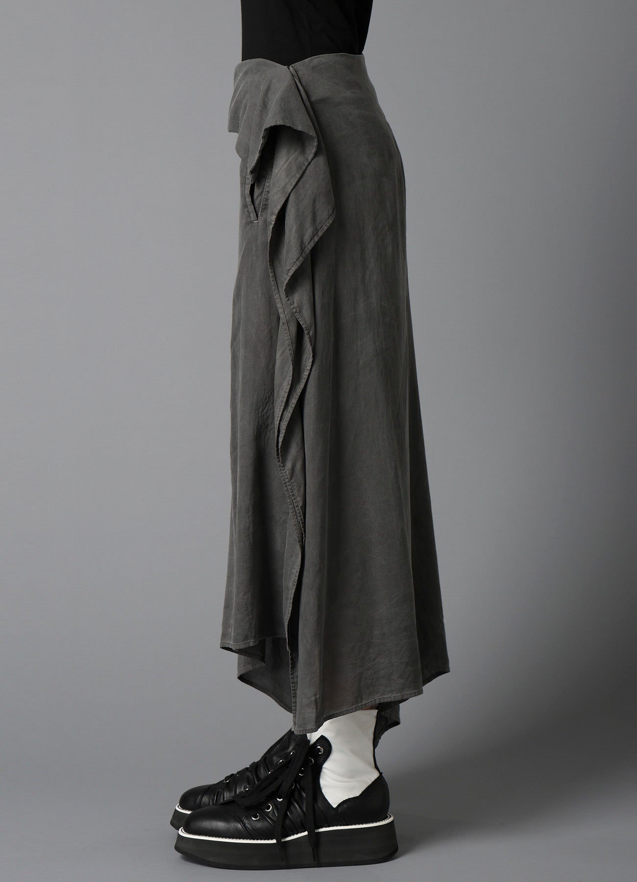 GARMENT-DYED LAWN SQUARE SKIRT A