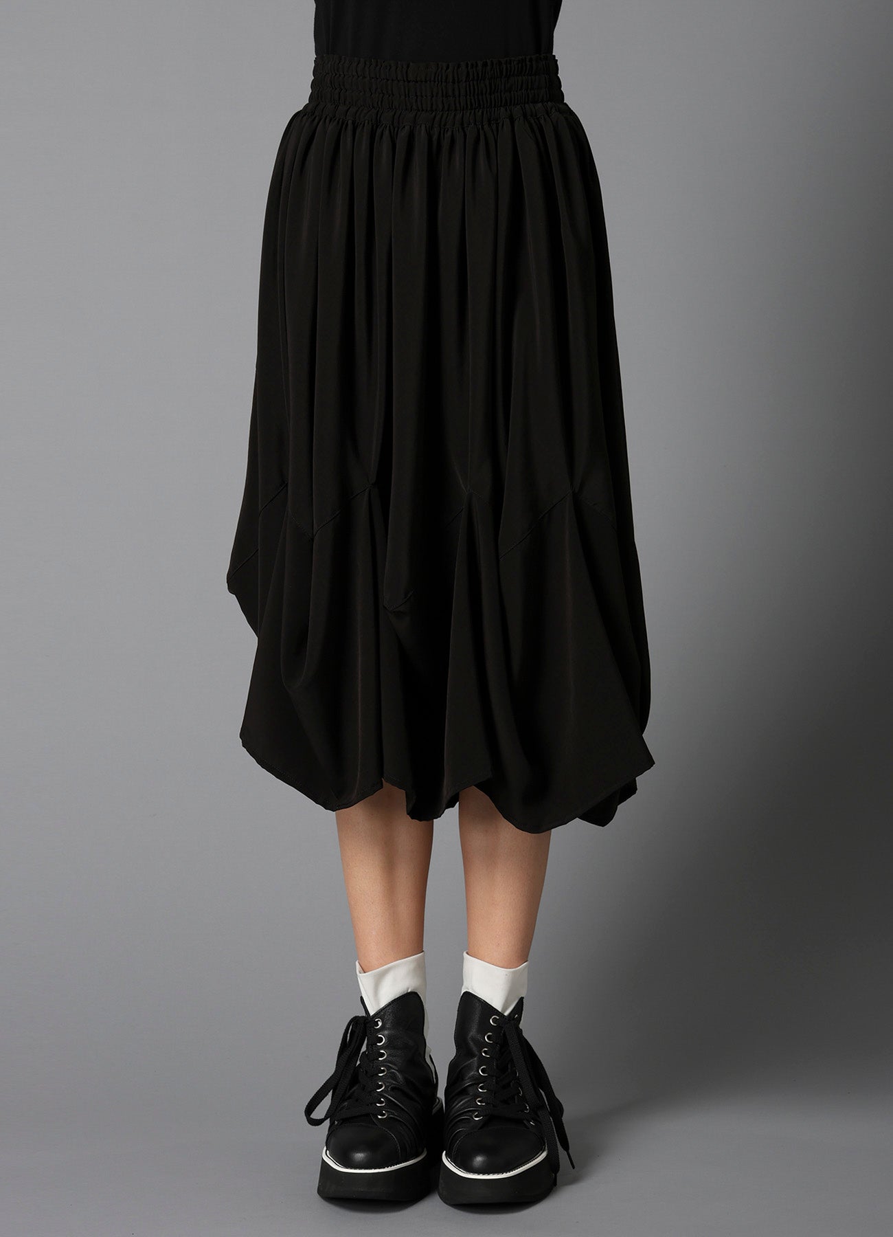 TA / PE ELASTIC WAIST SKIRT