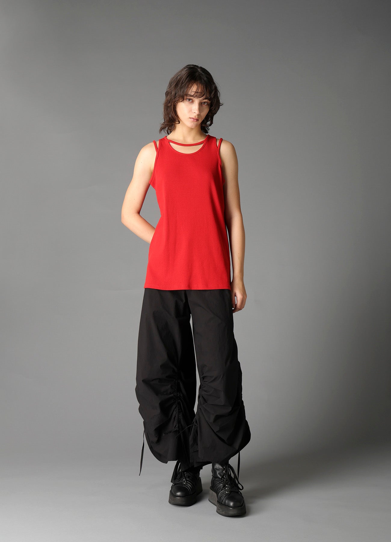 リミフゥ　20/-C Plain Stitch Chest Slit Tank リミフゥ 20/-C Plain Stitch Chest Slit Tank Kiki Rib Crop Tank