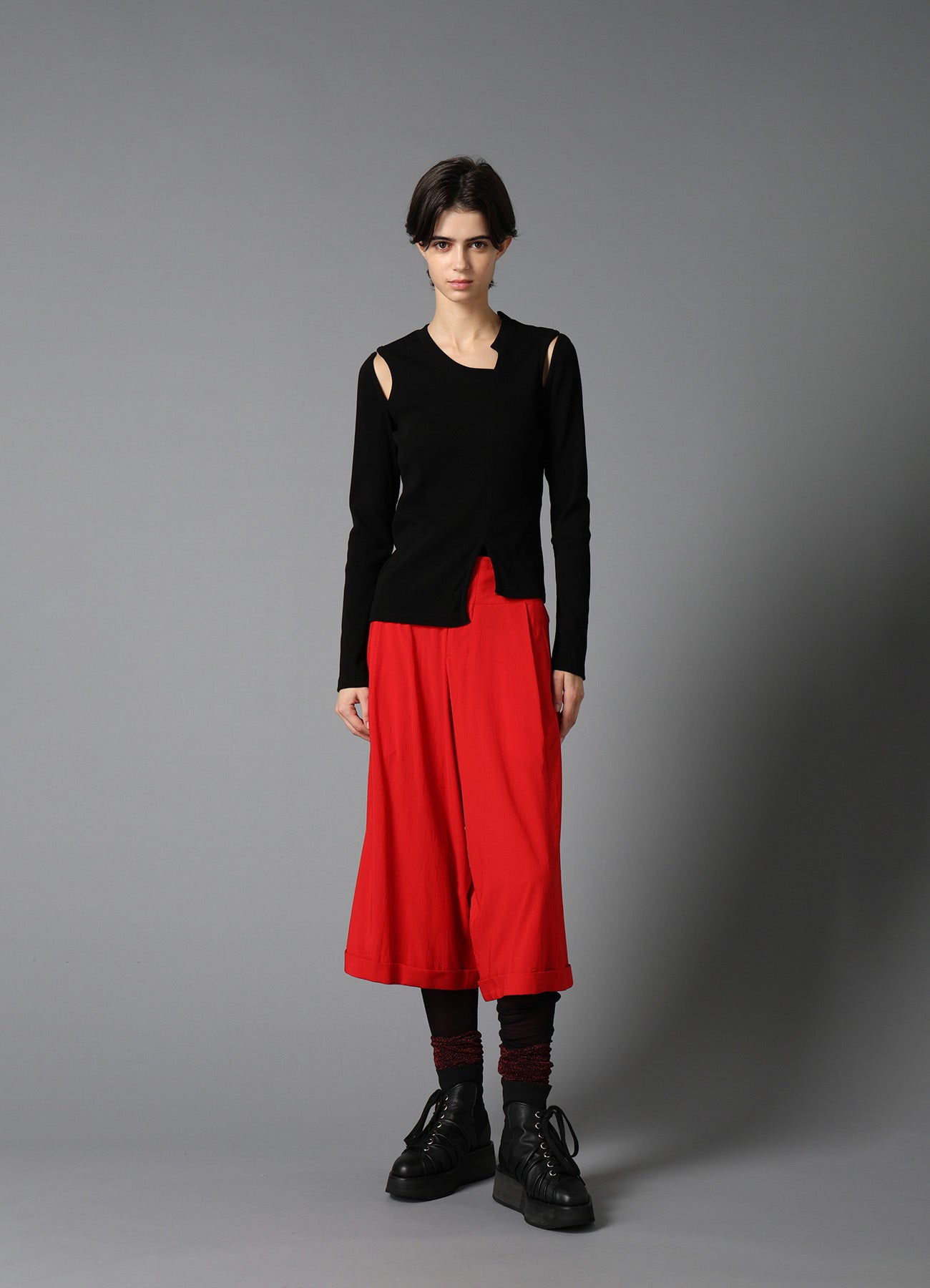 COTTON RIB ASYMMETRIC LONG SLEEVE TEE