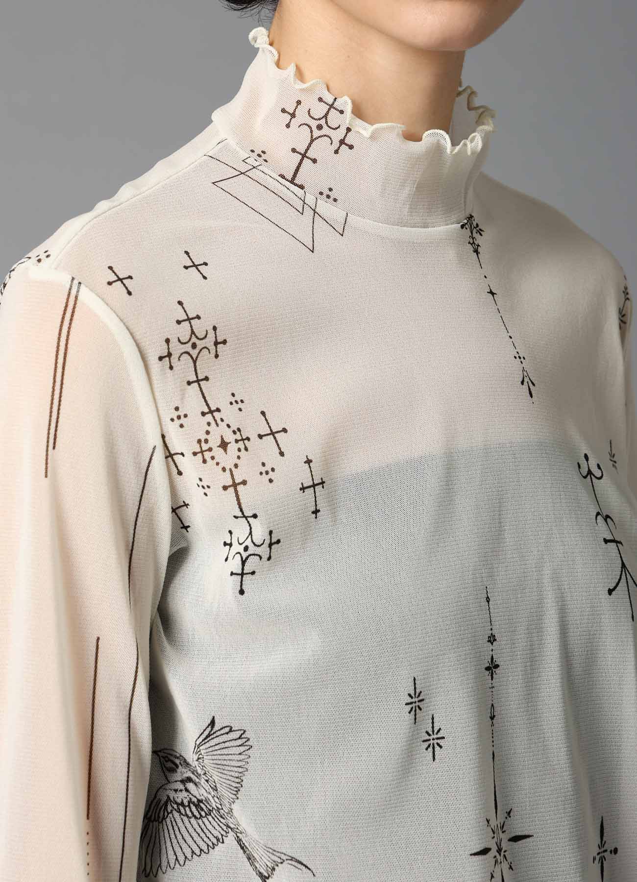 TATTOO PRINTED TULLE TURTLE NECK T