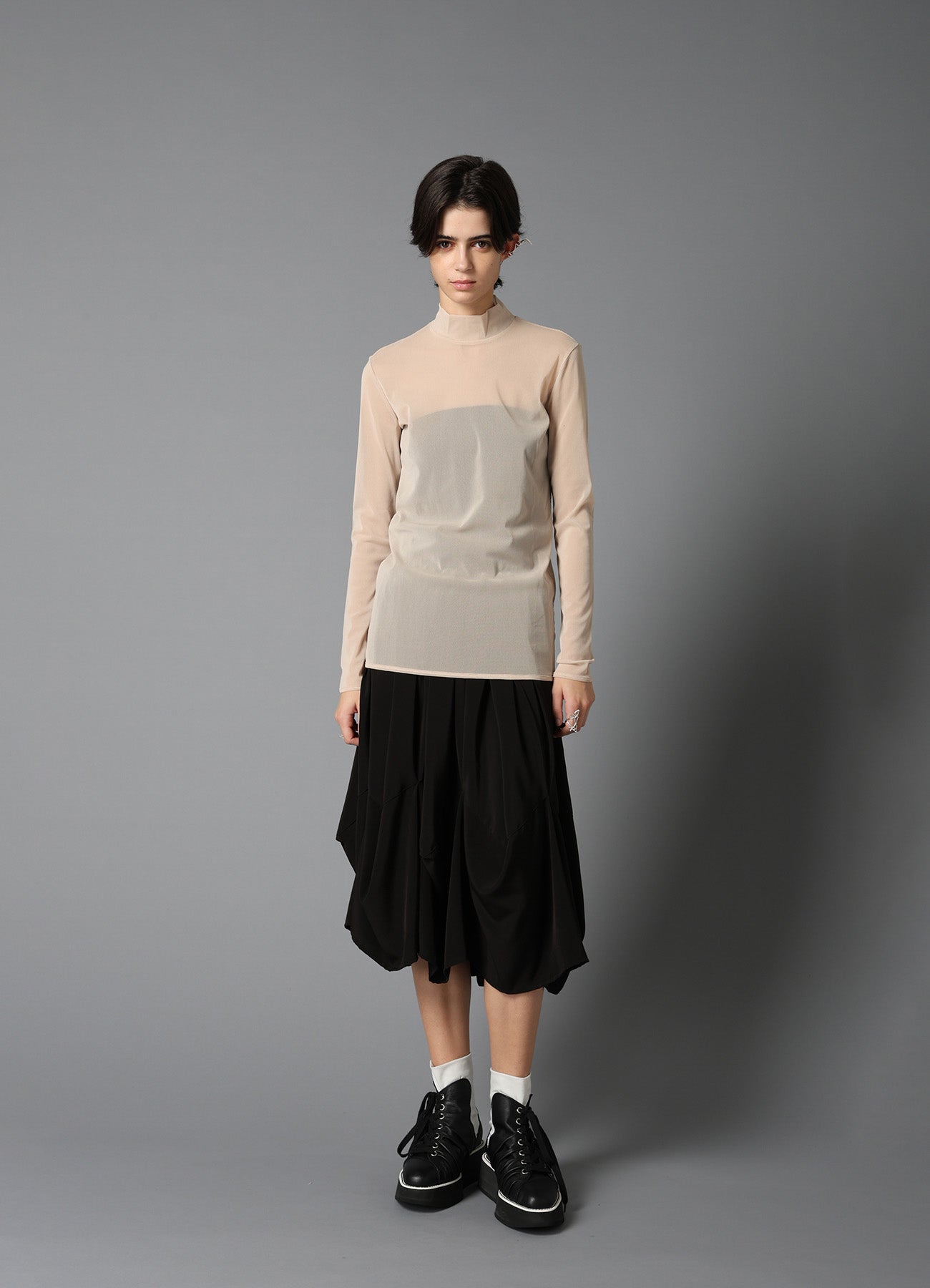 PE TULLE  HIGH NECK PULLOVER