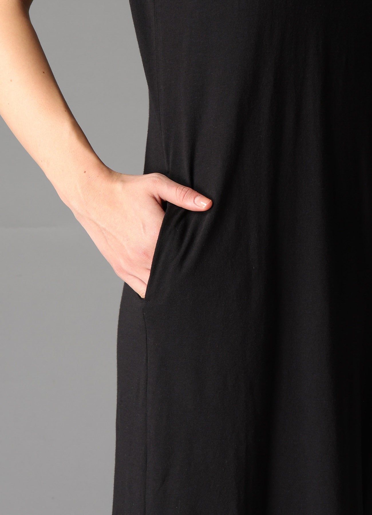 40/- SINGLE JERSEY BINDER DETAIL DRESS