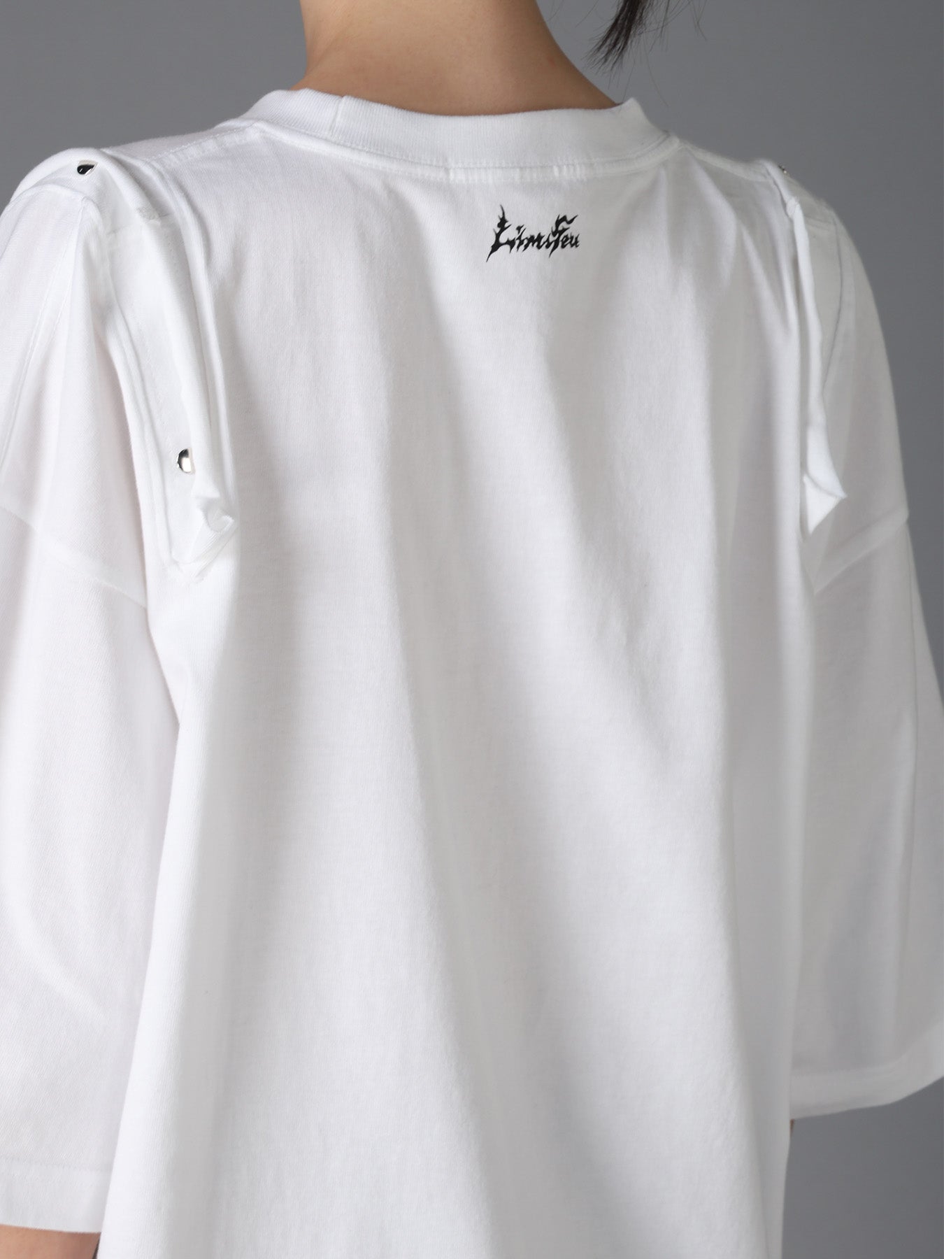 [LIMIted] DOT BUTTON REMAKE T-SHIRT