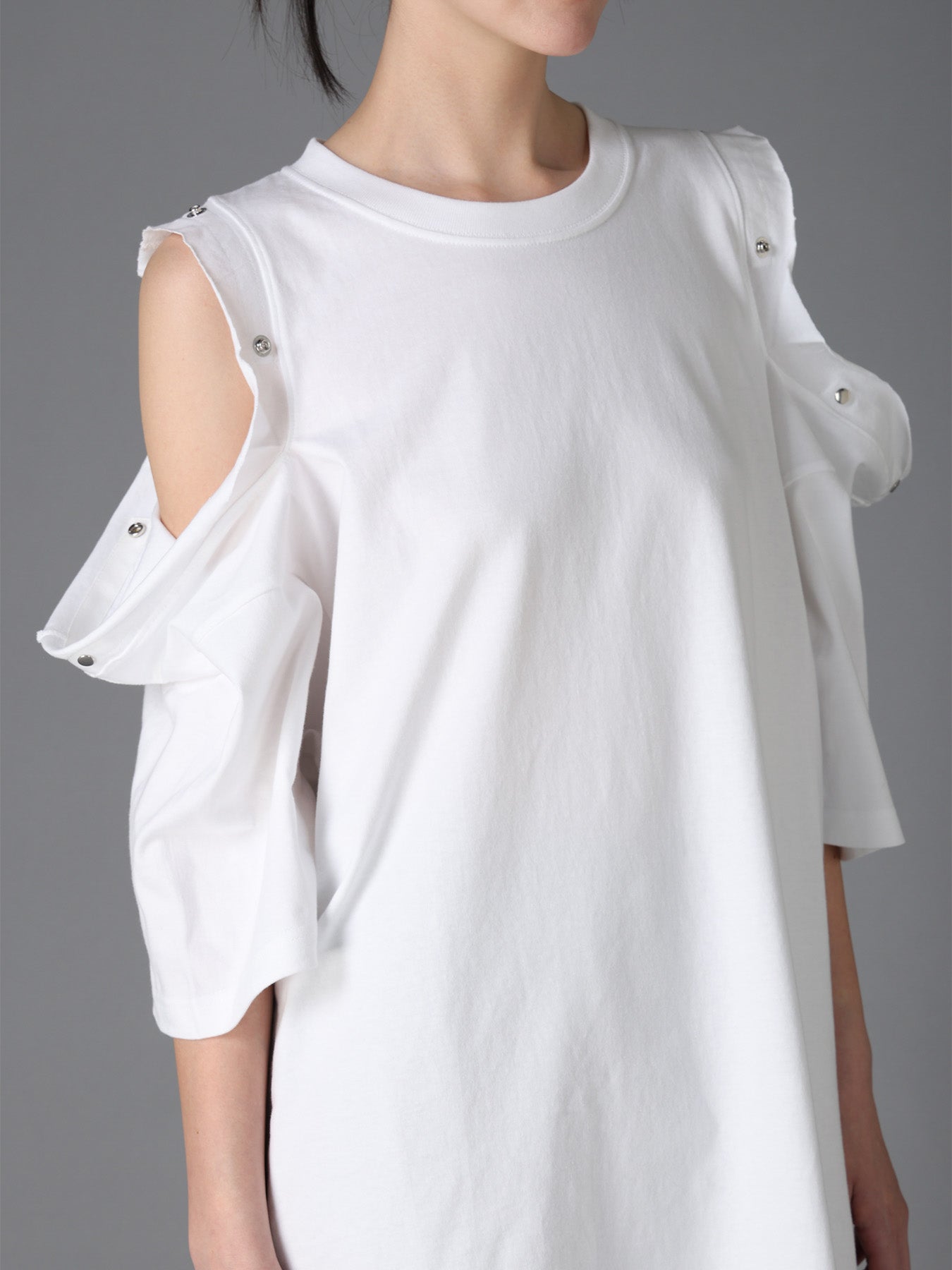 [LIMIted] DOT BUTTON REMAKE T-SHIRT