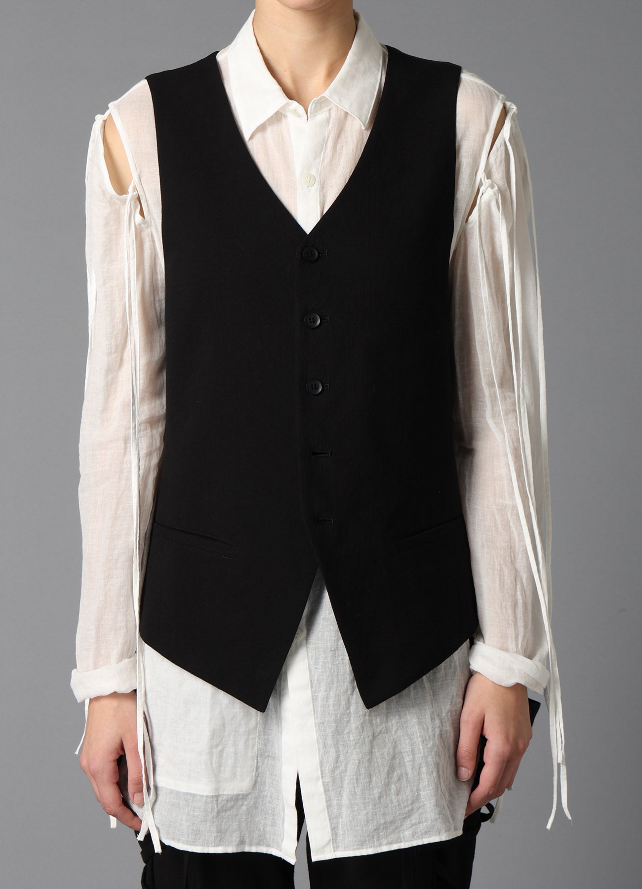 C/LI MUSLIN LACE UP VEST – THE SHOP YOHJI YAMAMOTO