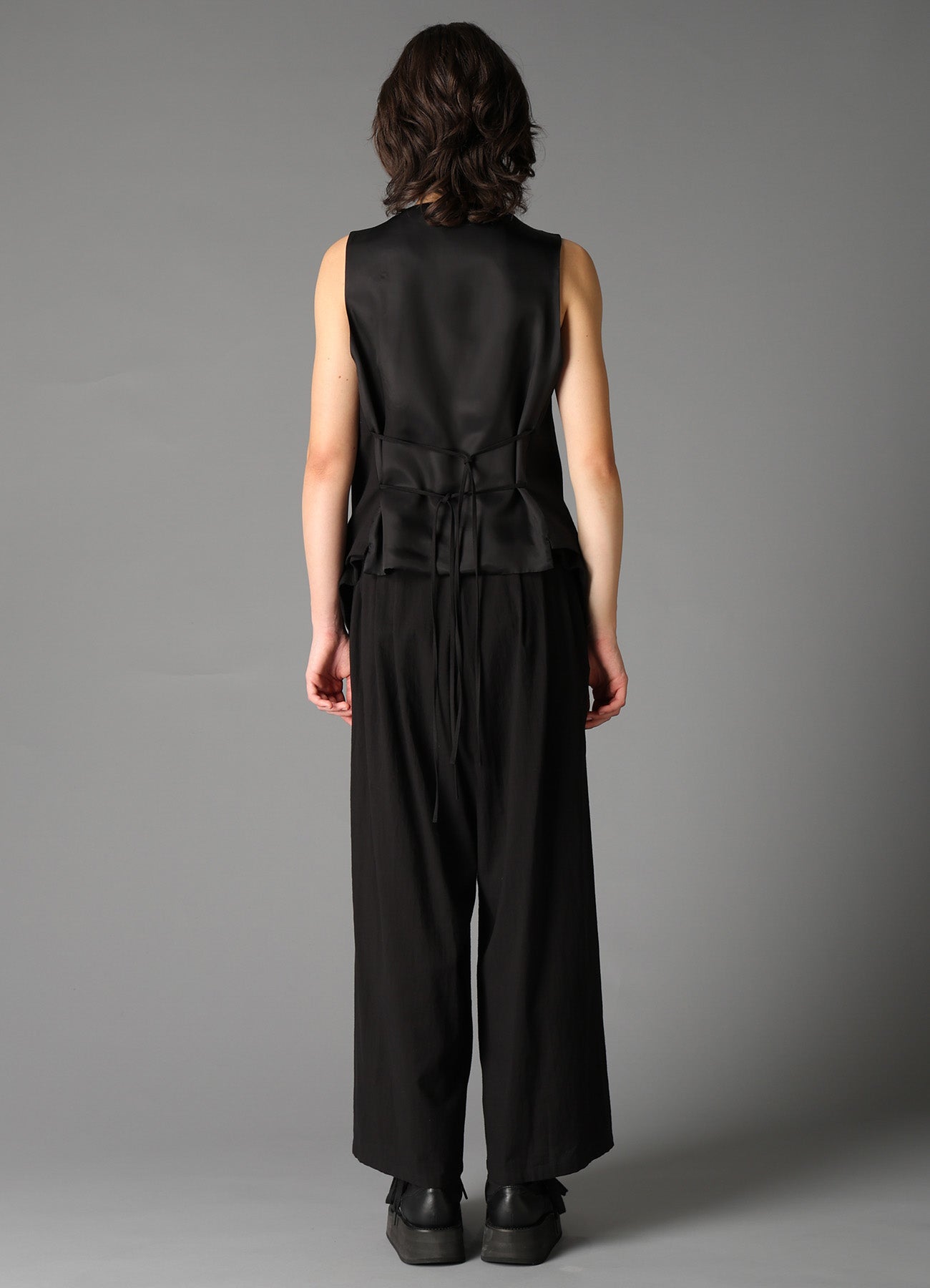 C/LI MUSLIN COLLARED VES