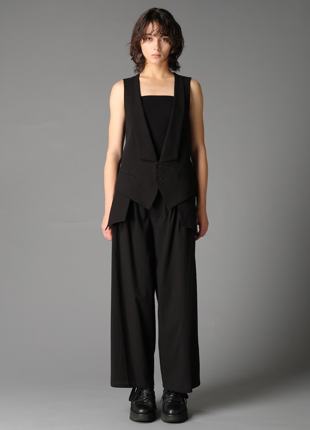 C/LI MUSLIN COLLARED VES