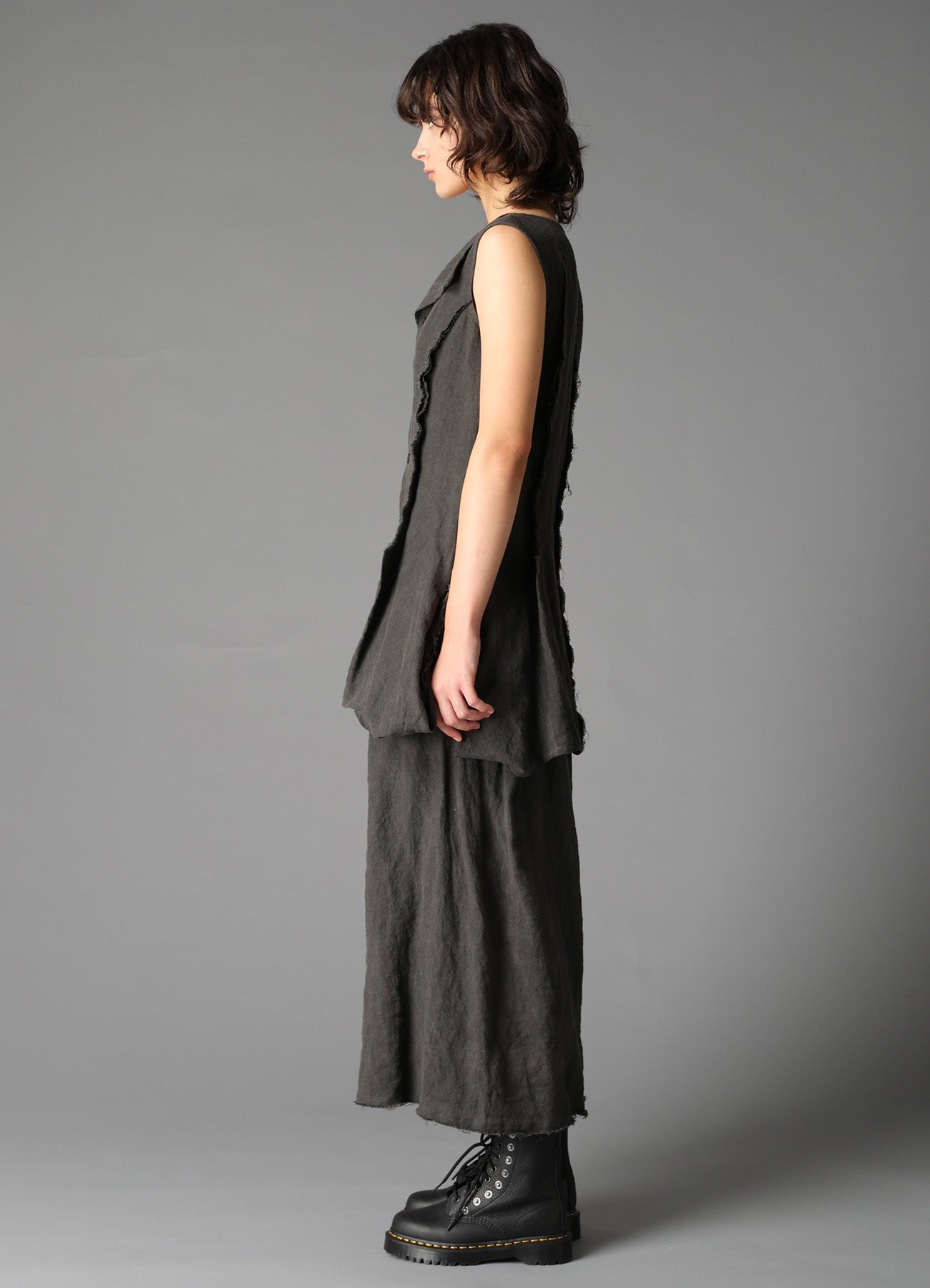 INK DYED LAWN HEM DETAIL VEST