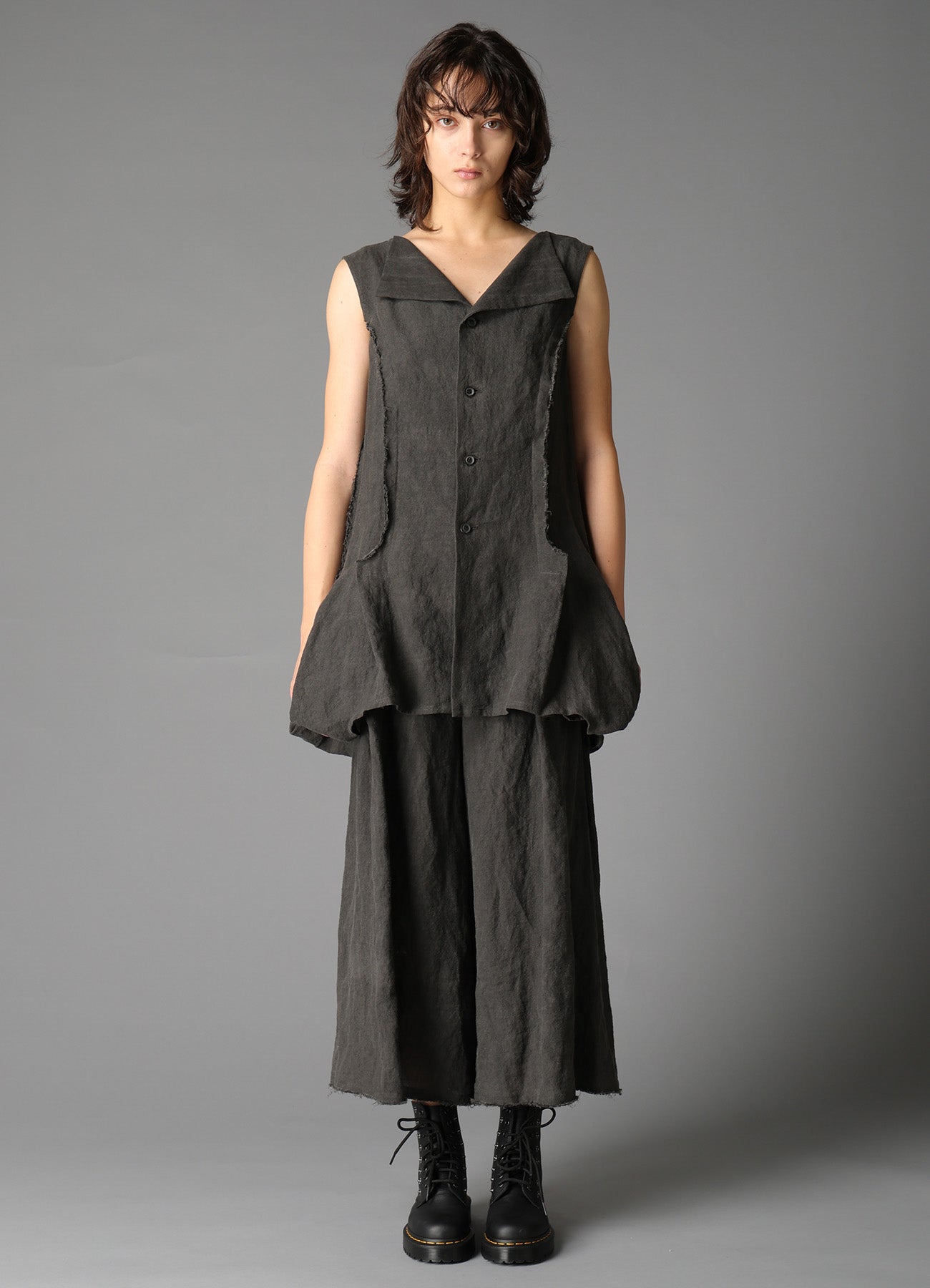 INK DYED LAWN HEM DETAIL VEST
