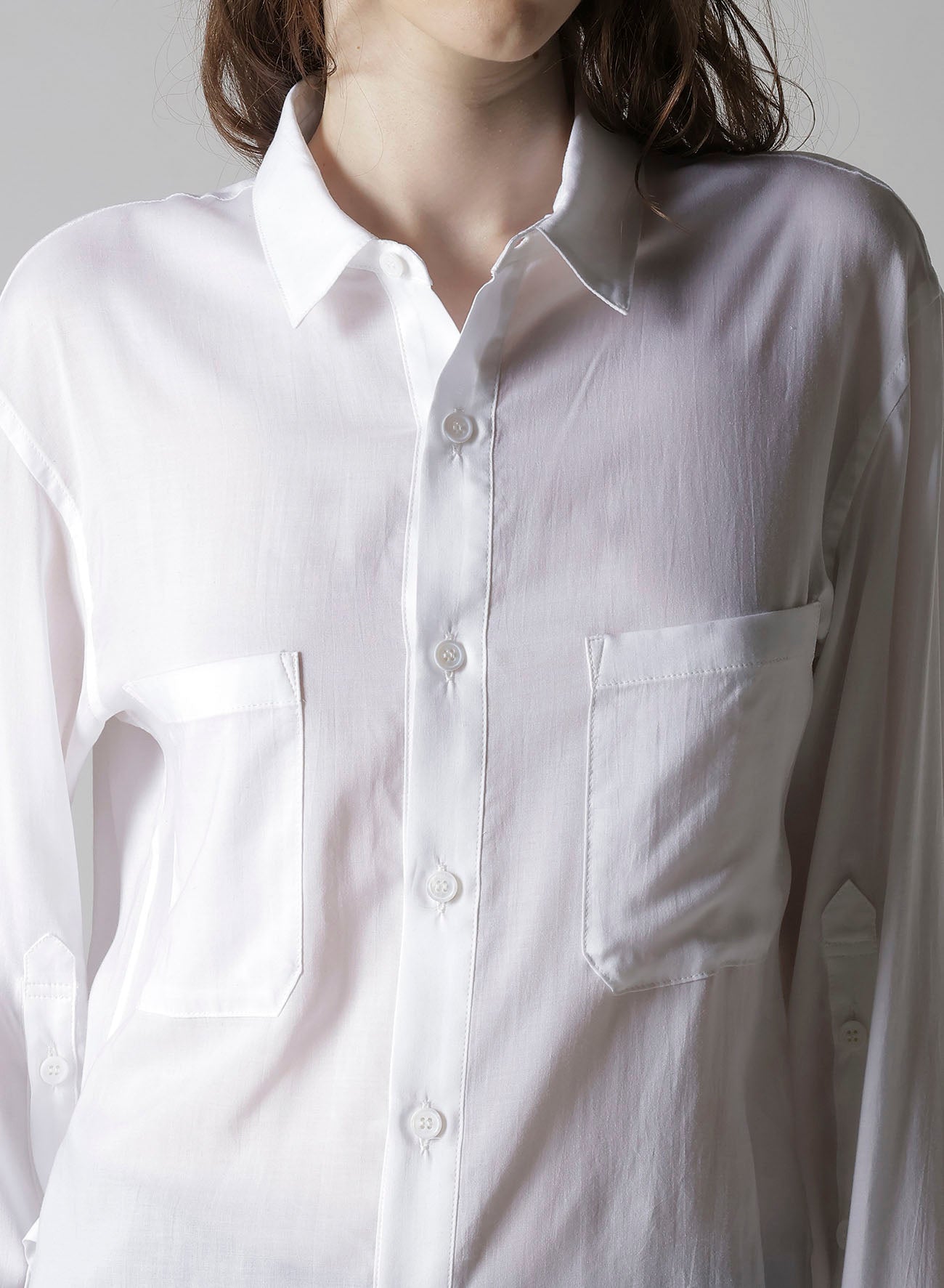SOFT LAWN BACK SLIT SHIRT