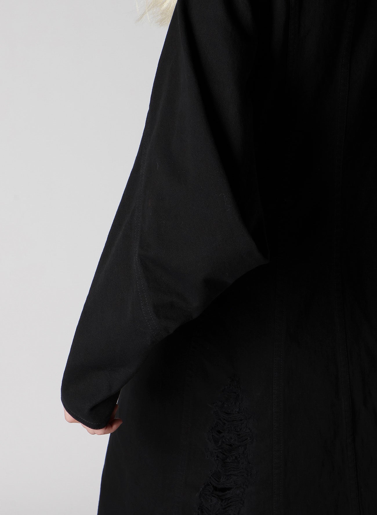 DAMAGED DENIM DESIGNED SLEEVE COAT