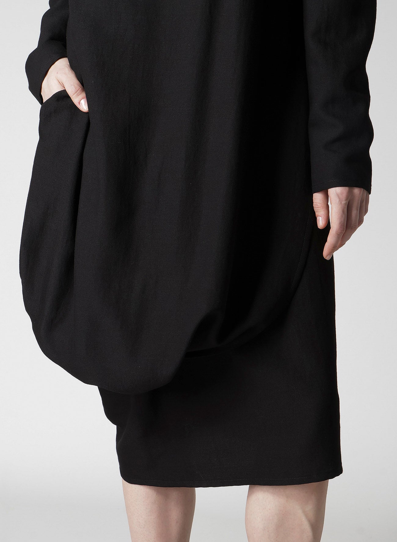 MILLED GABARDINE TWIST DRESS