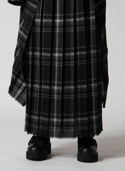 PLAID PATTERN PLEATS DRESS A