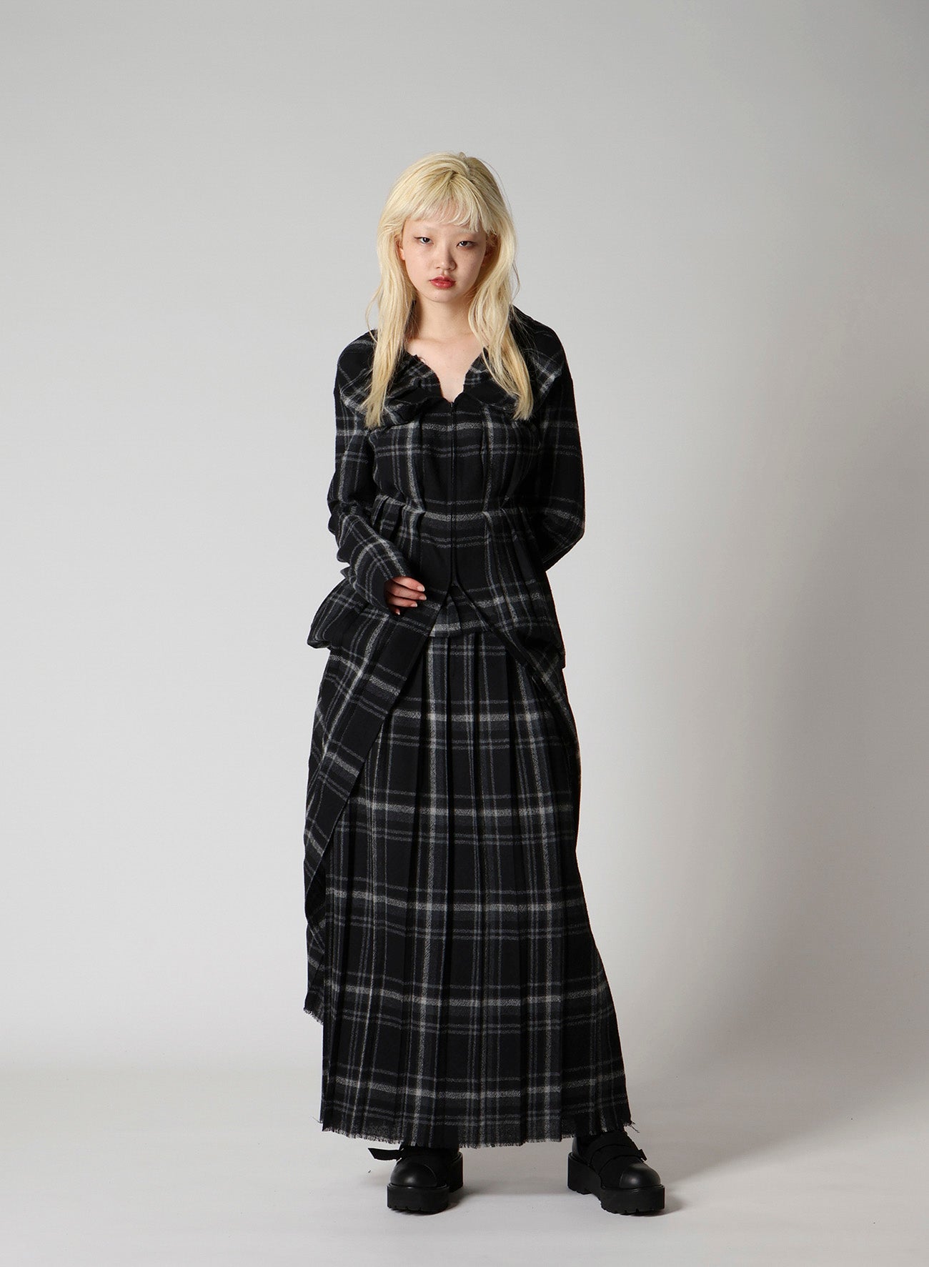PLAID PATTERN PLEATS DRESS A