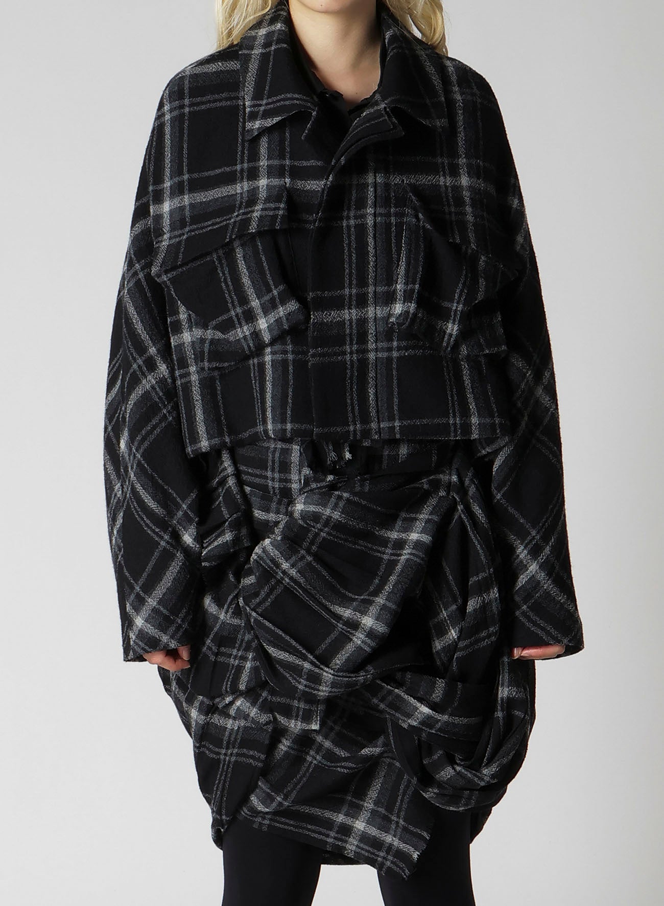 PLAID PATTERN FLAP POCKET JACKET