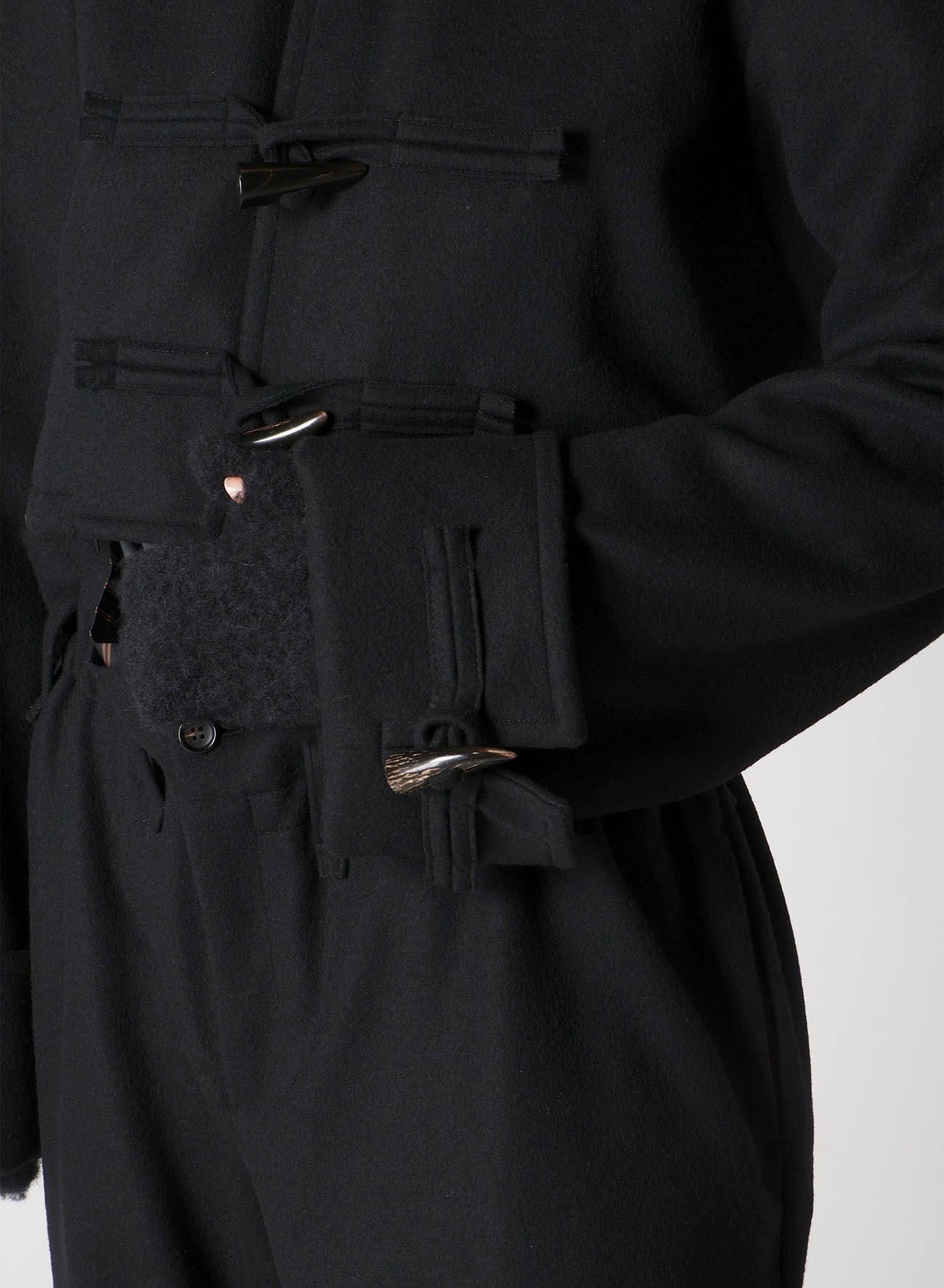 LIGHT MOSSER DUFFLE JACKET