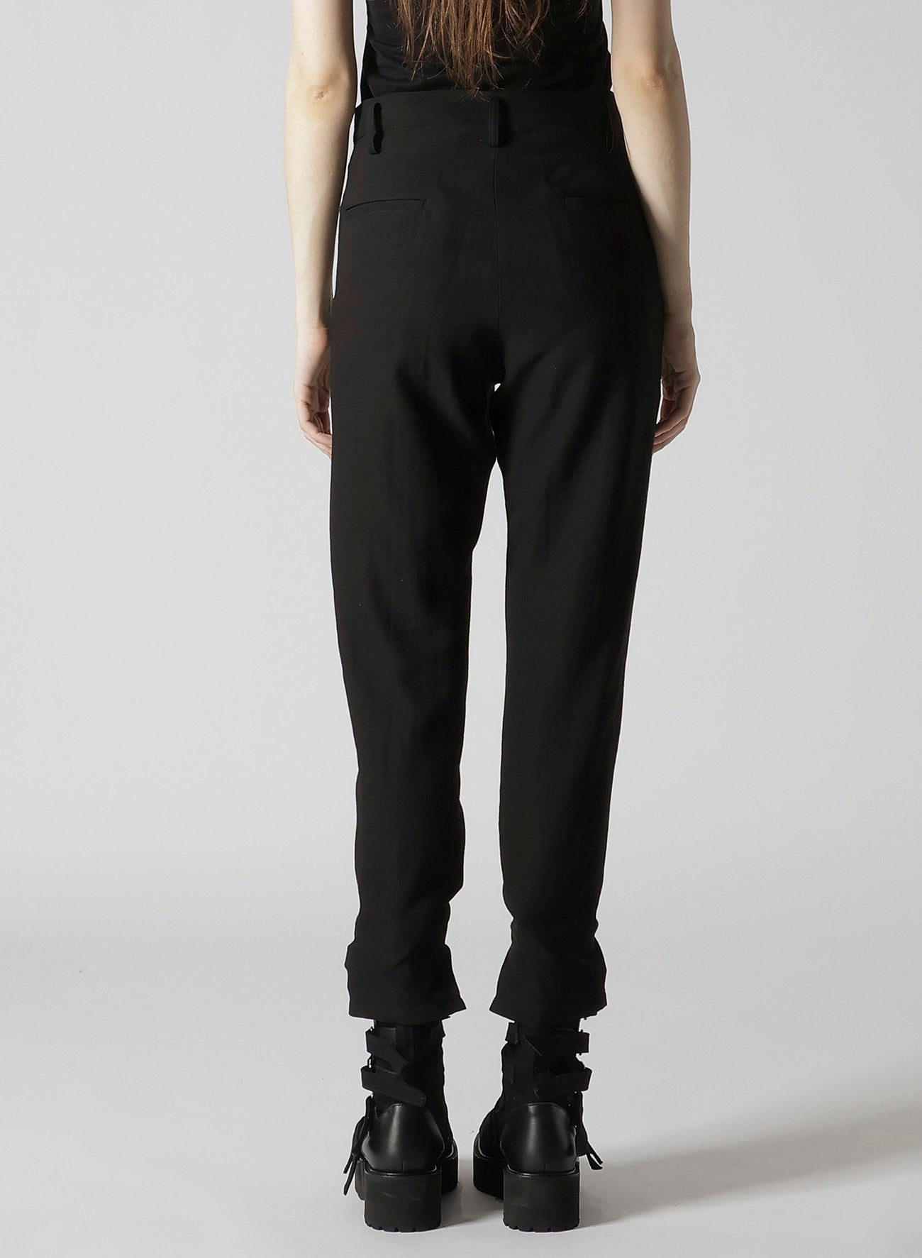 MILLED GABARDINE SLIT SLIM PANTS