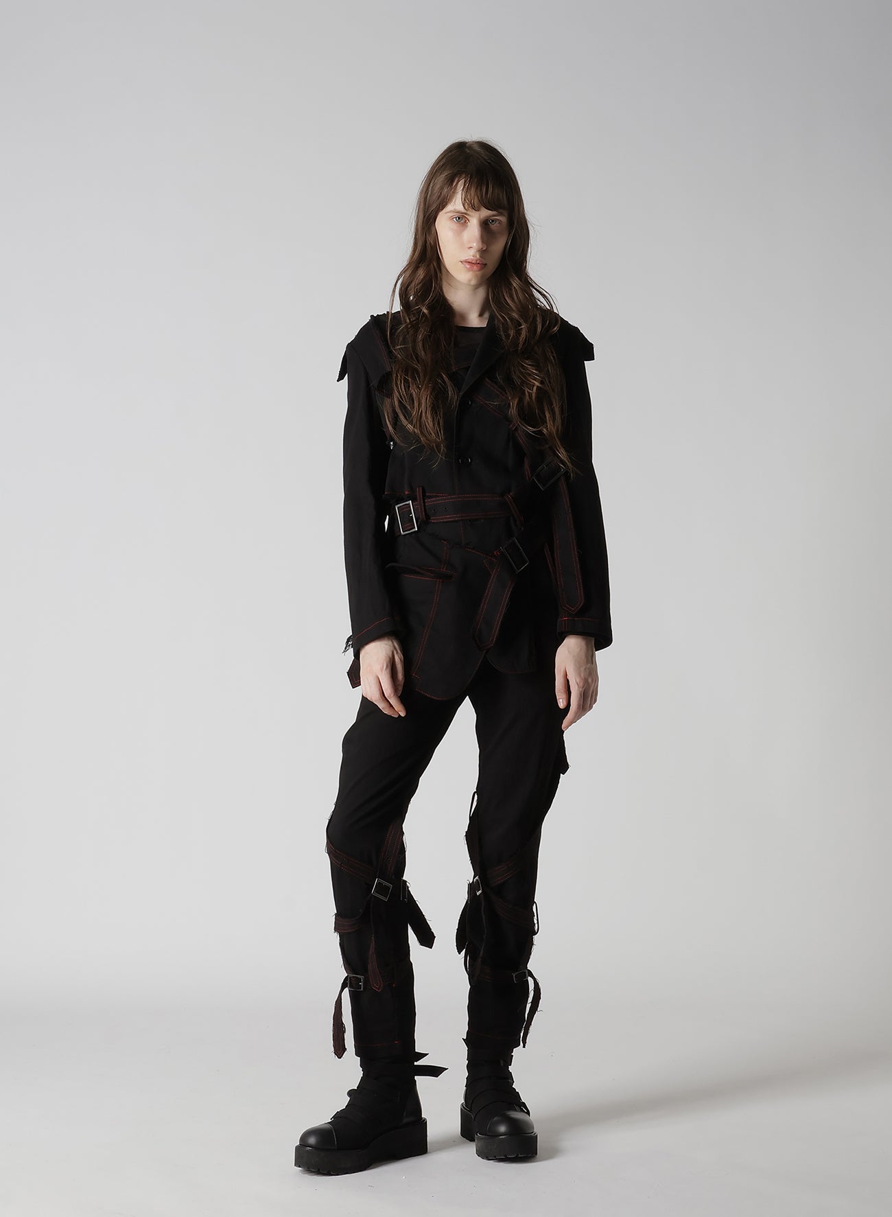 BLACK DENIM BELTED PANTS