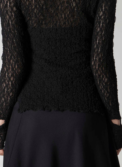 FLOWER SHIRRING SLIT HIGH NECK T-SHIRT