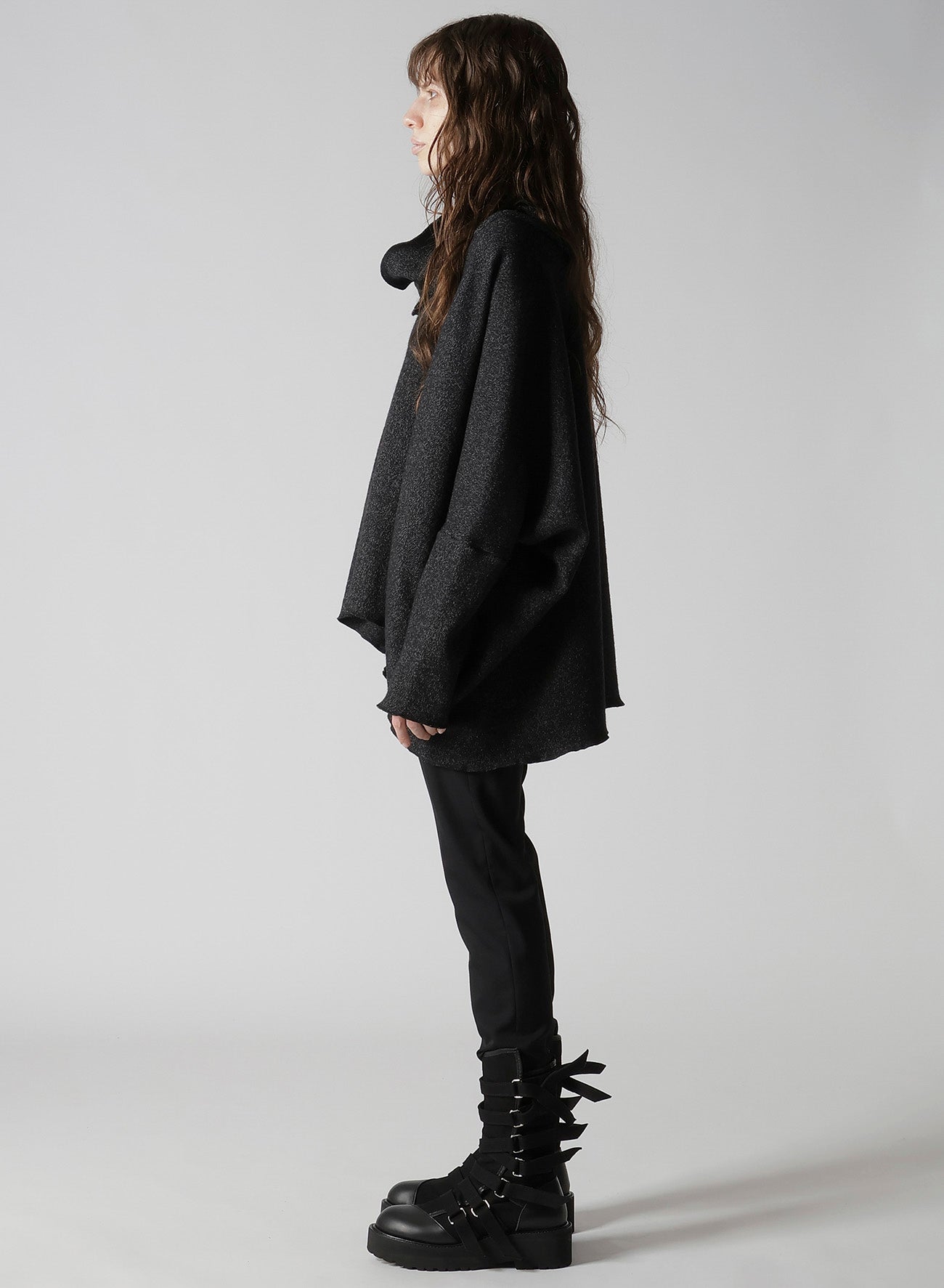 PLAIN STITCH ROUND NECK T-SHIRT