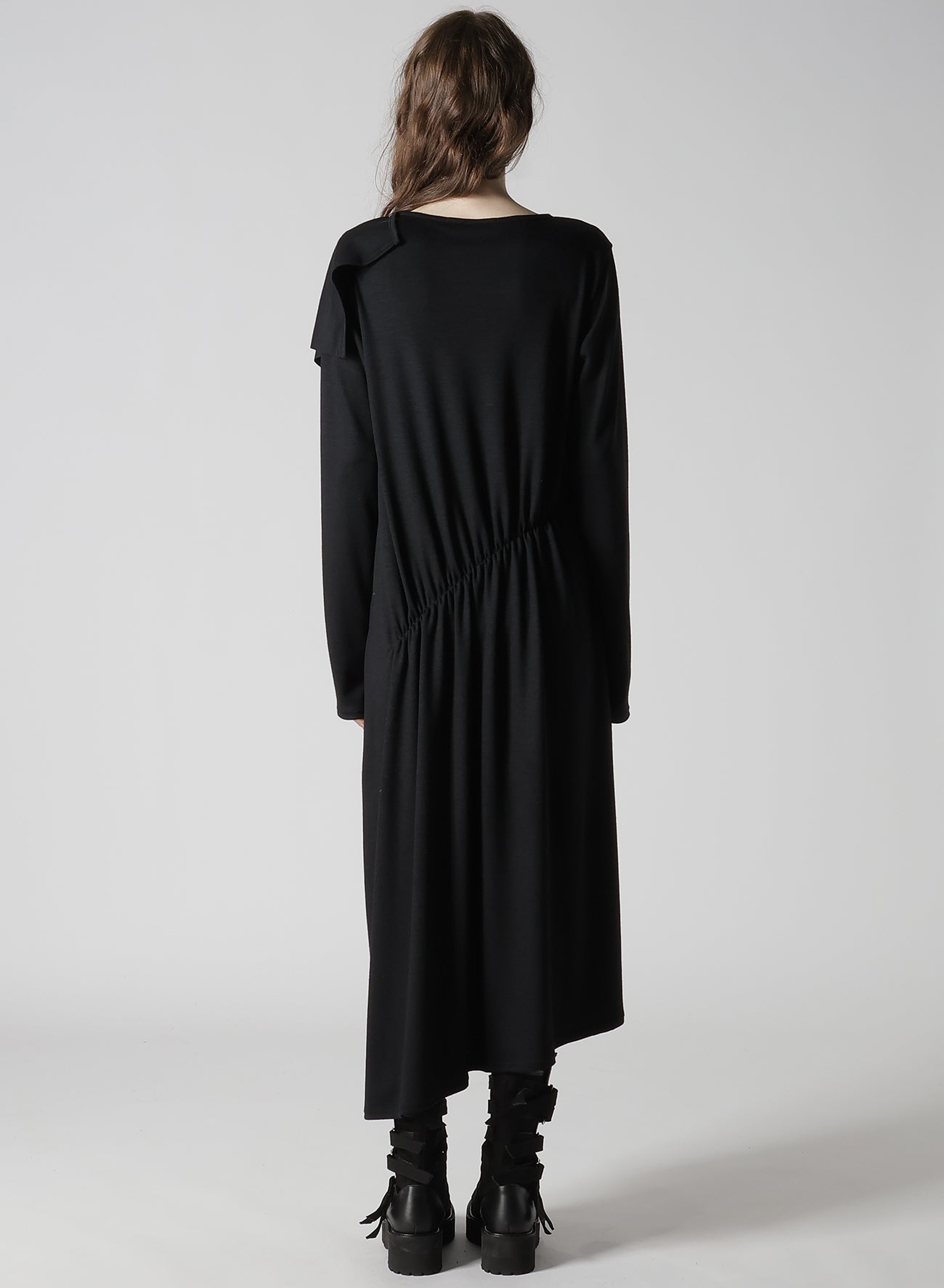 WOOL SMOOTH GATHER ASYMMETRY DRESS