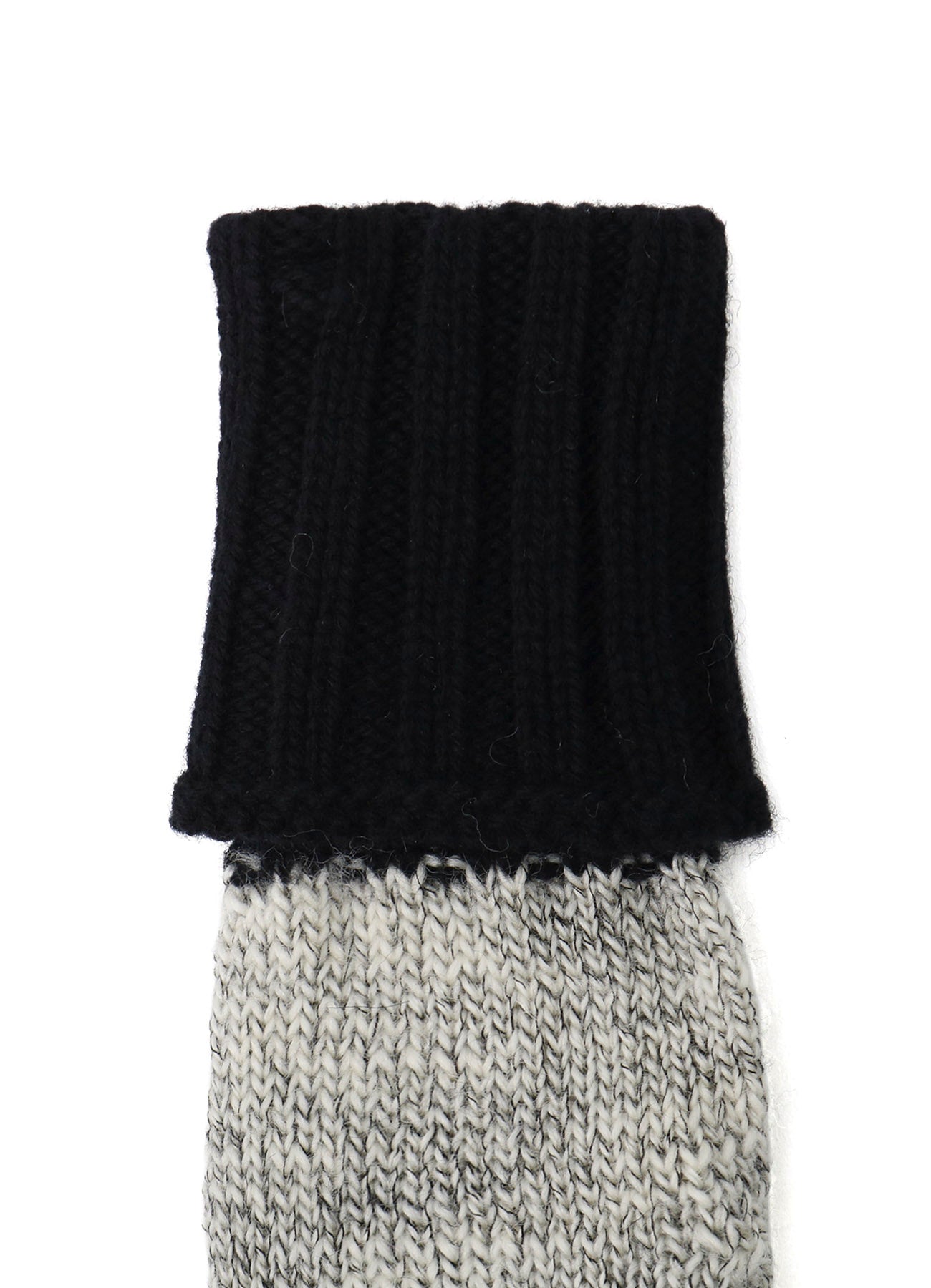 SLUB MIX BELTED MIDDLE FINGER GLOVE