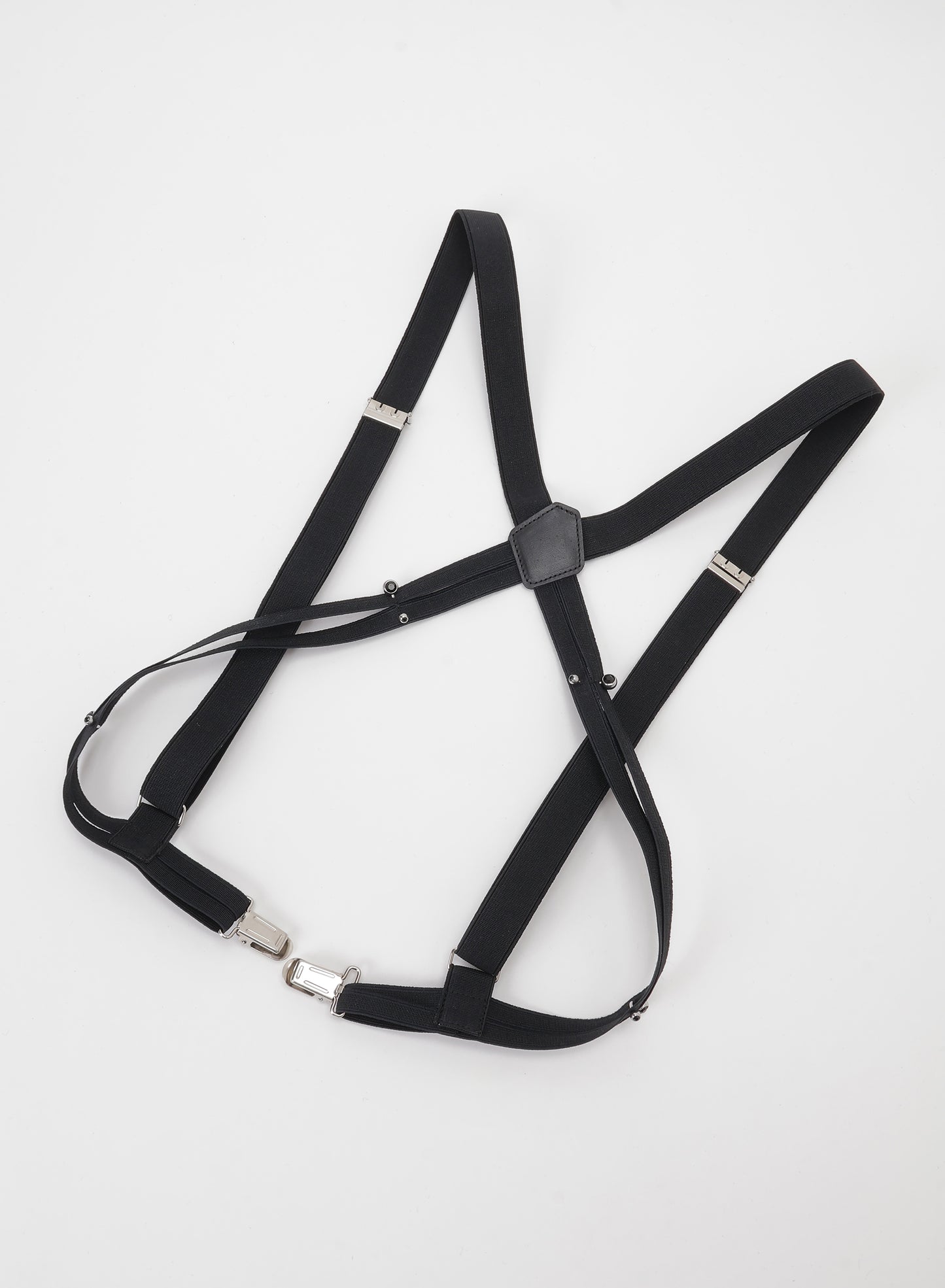 RUBBER SUSPENDER BELT WITH PIERCED ACCENTS