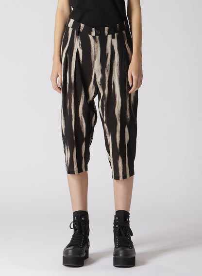 BLEACHED STRIPE SHORT LENGTH PLEATED PANTS