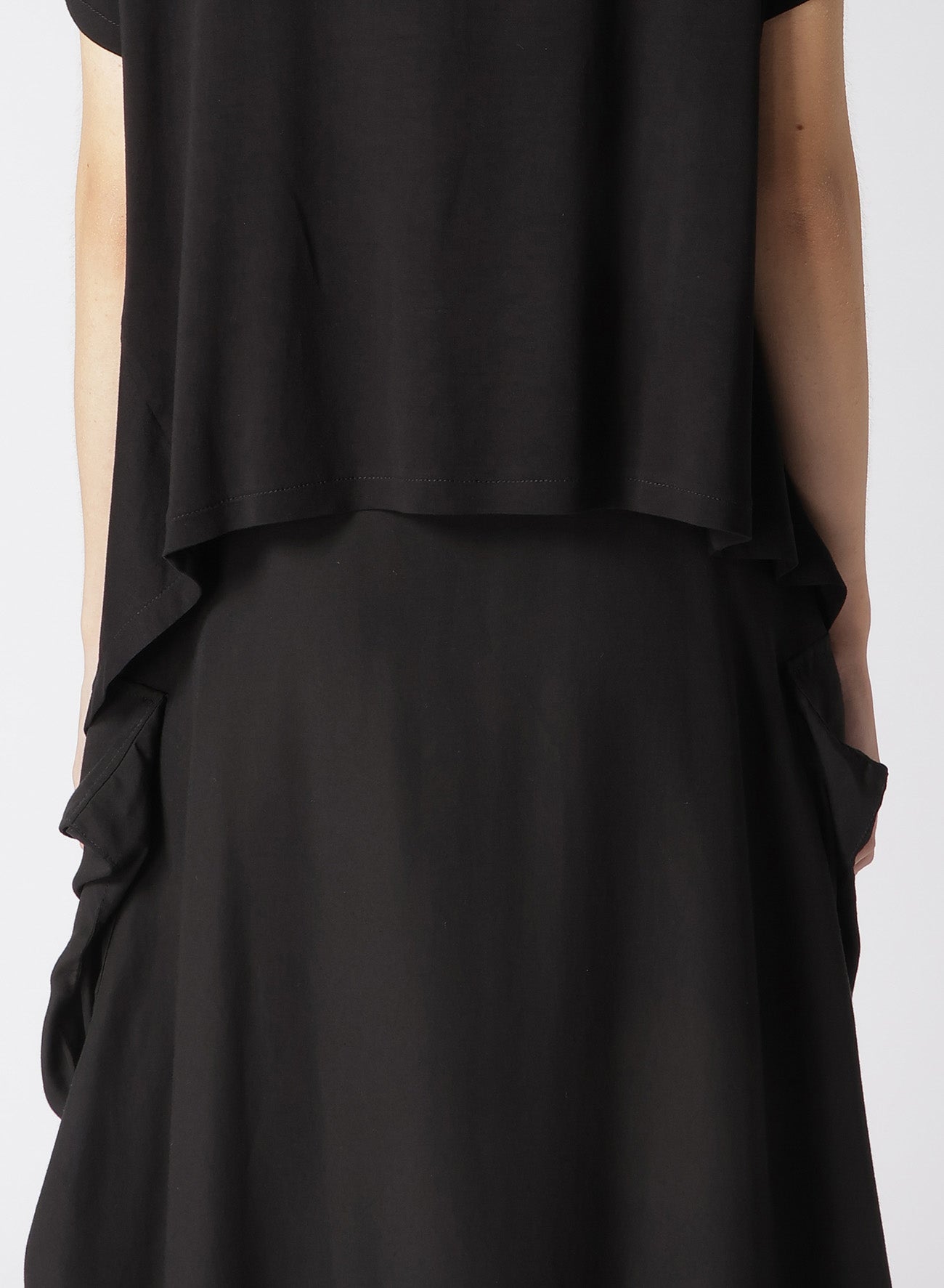 RAYON JERSEY HEM DRAPE T-SHIRT