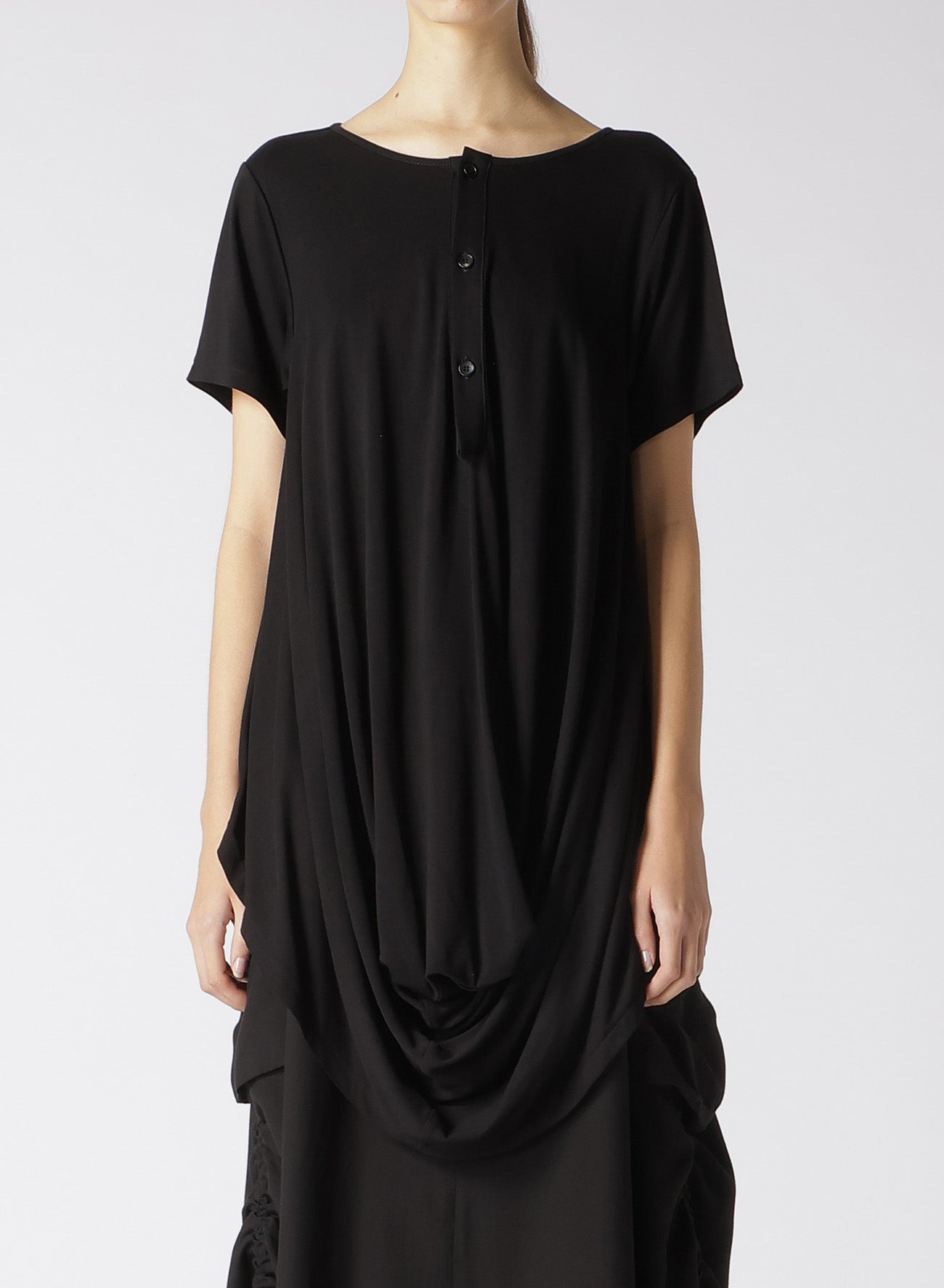 RAYON JERSEY HEM DRAPE T-SHIRT