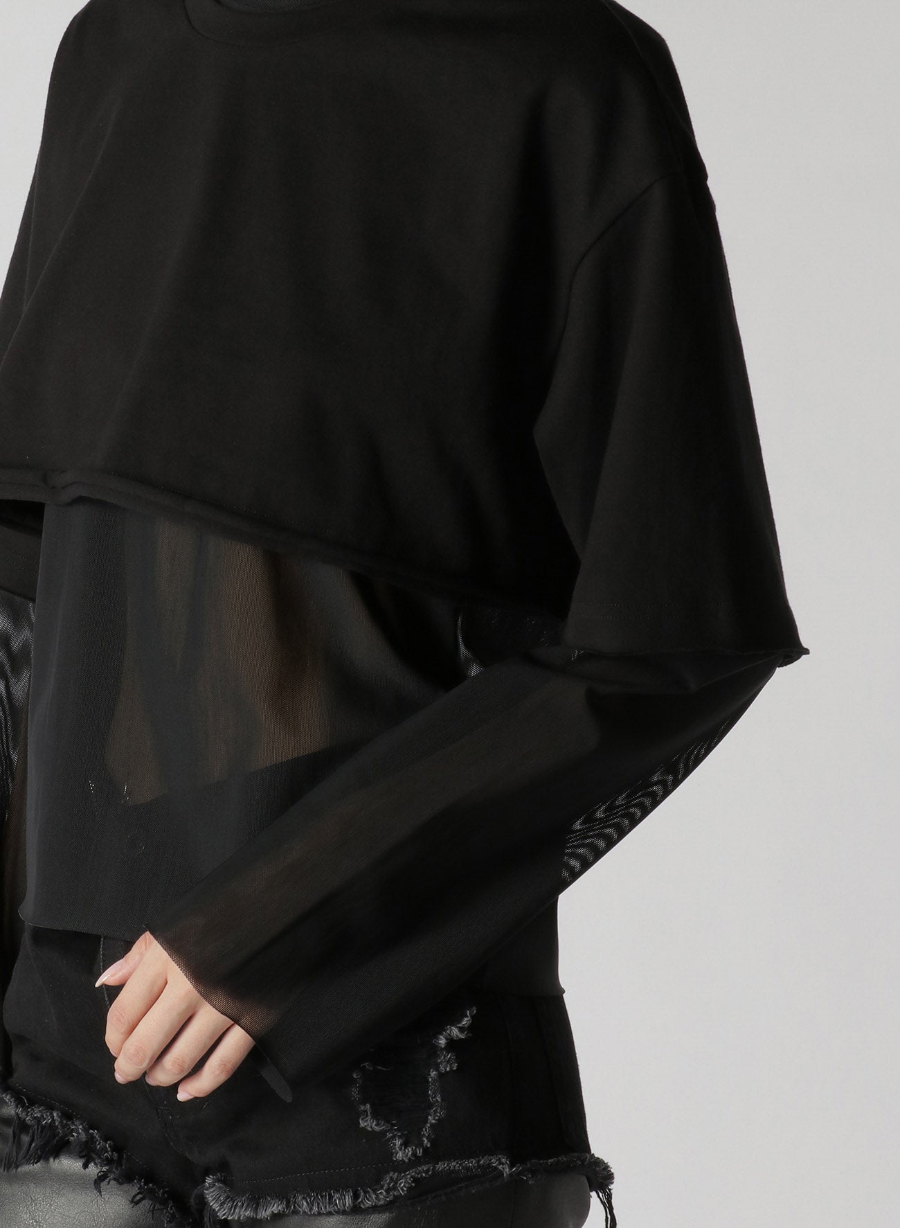 MULTIPLE LAYER LONG TEE
