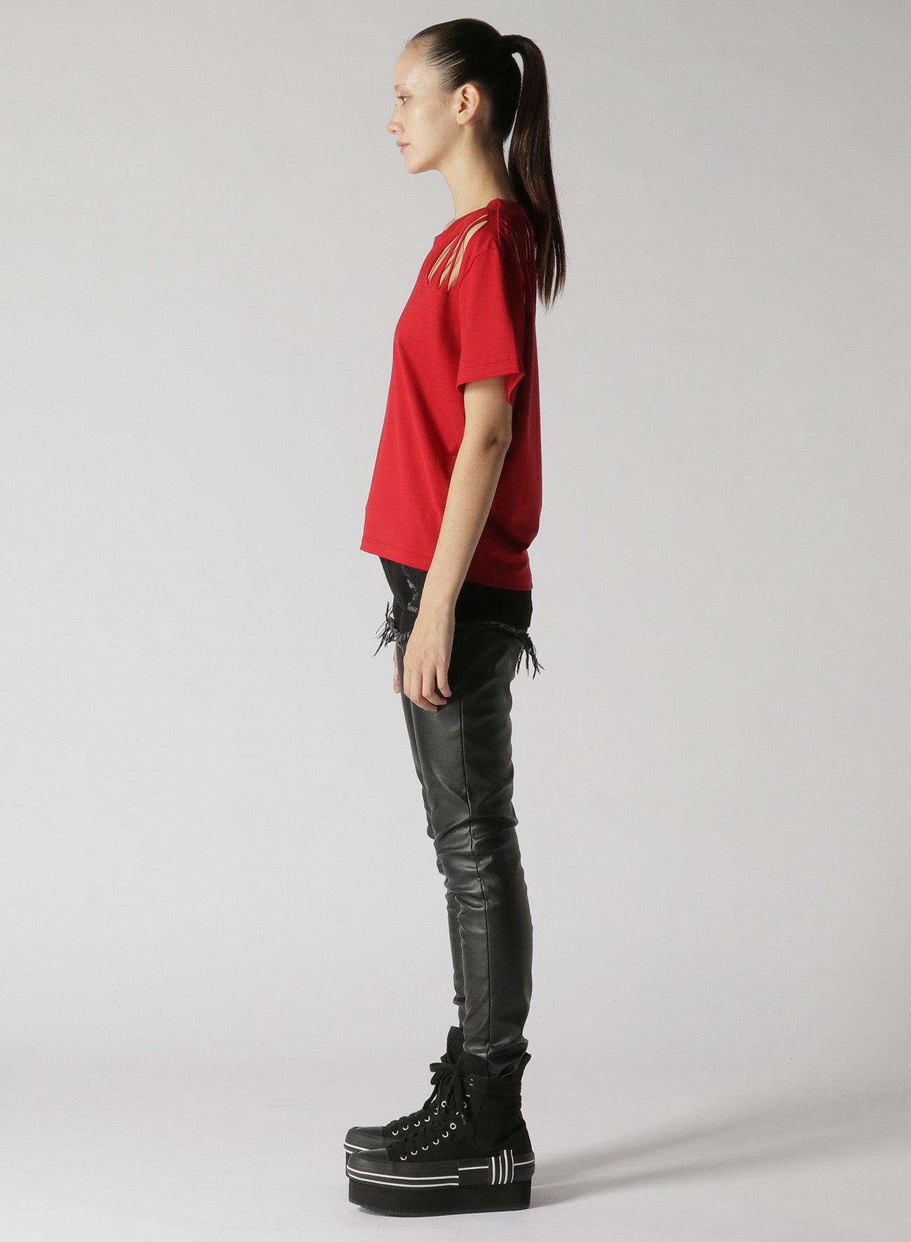 60/2 COTTON JERSEY CUTOUT T-SHIRT