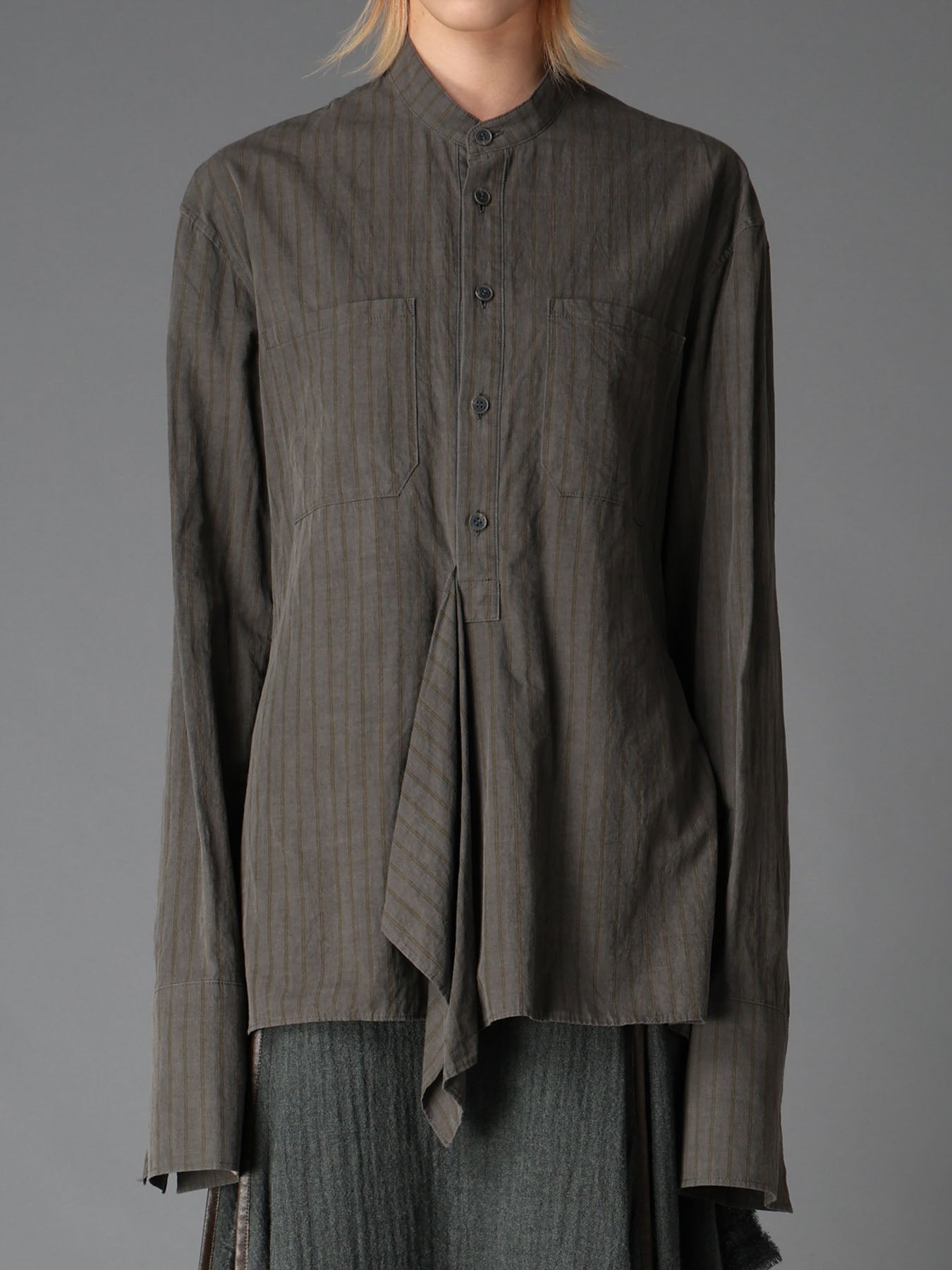 INK DYED STRIPE STAND COLLAR BLOUSE