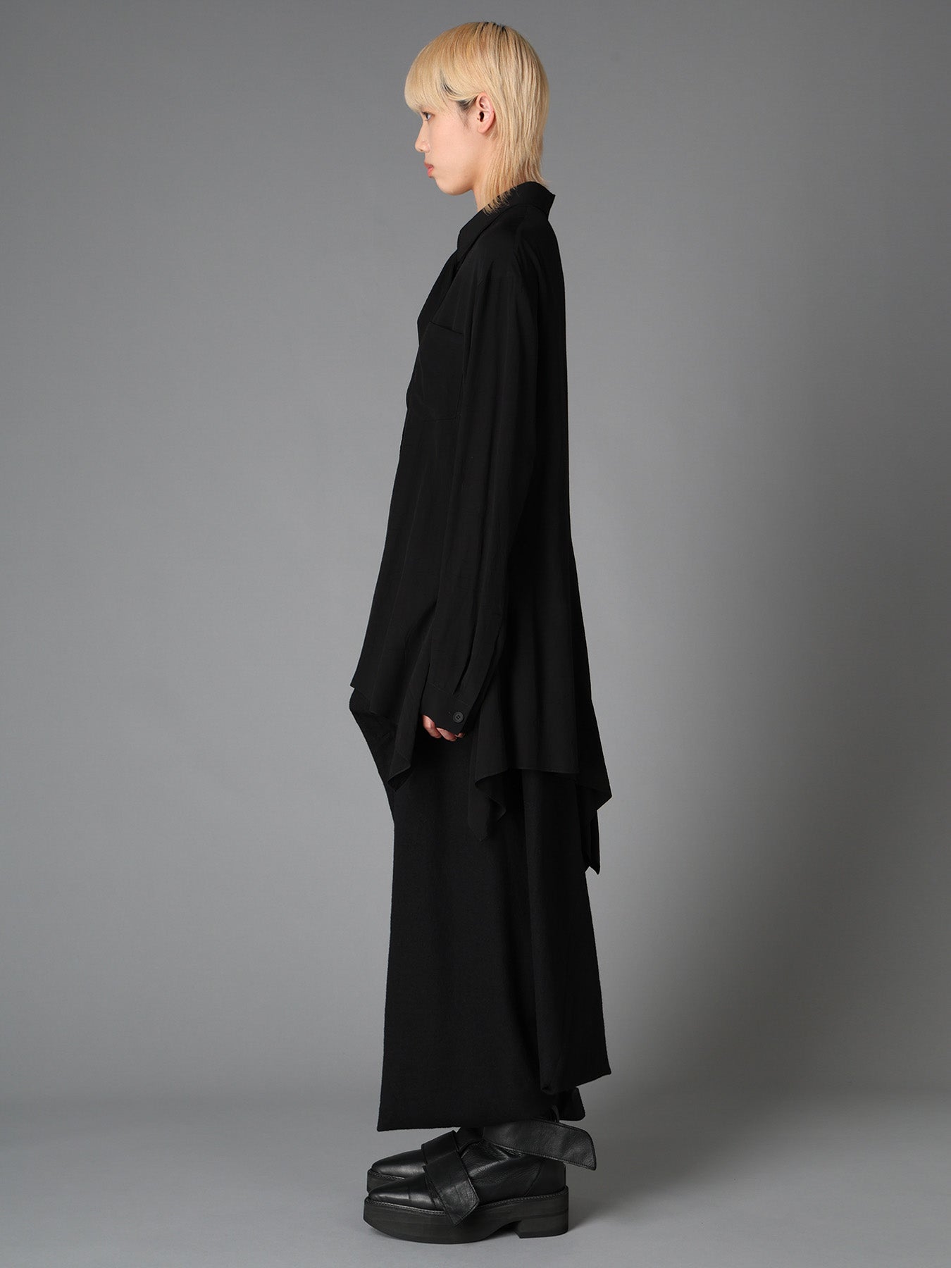WRINKLED PLAIN WEAVE  FLARED PANEL BLOUSE