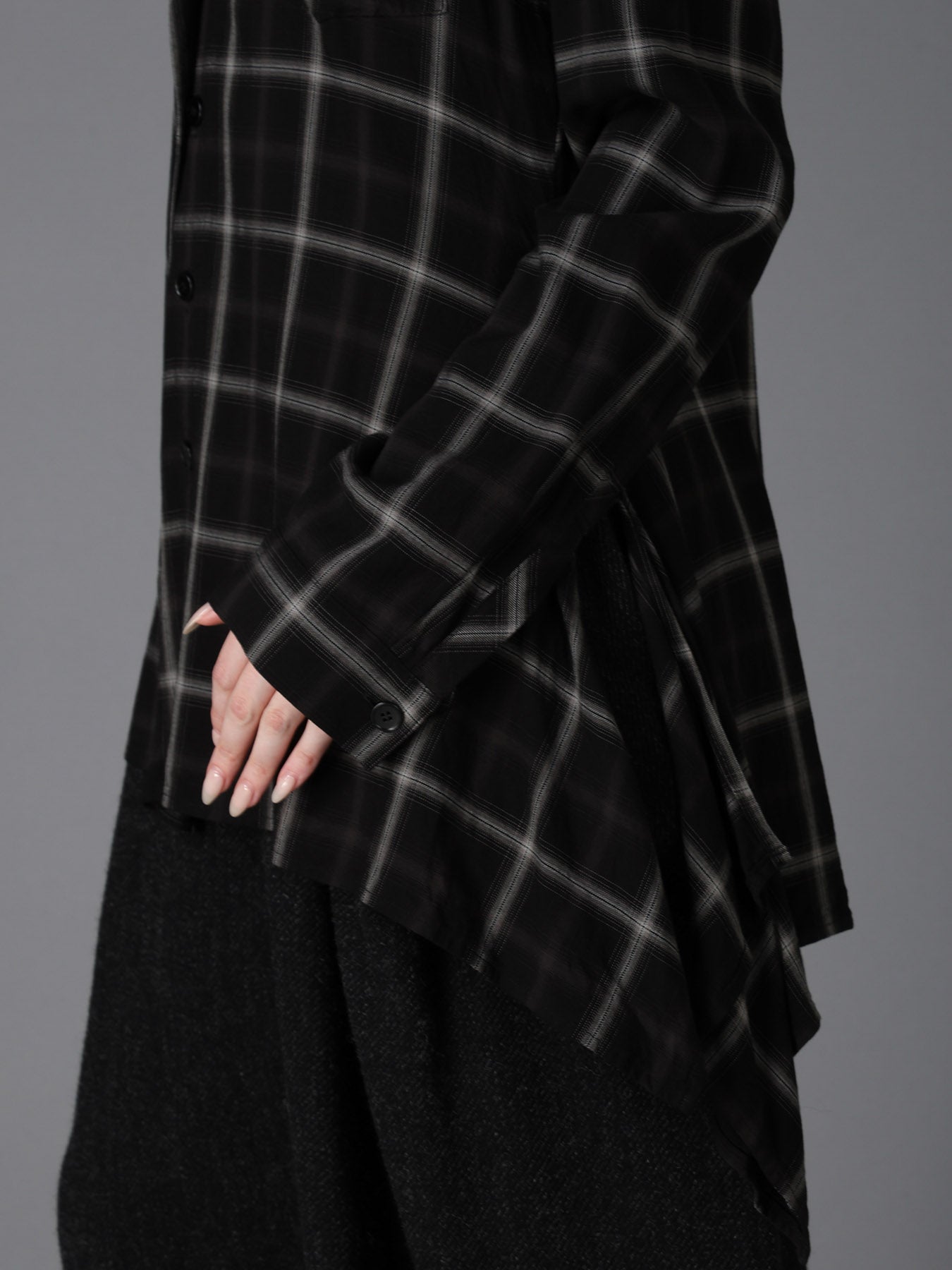 RAYON PLAID FLARED PANEL BLOUSE