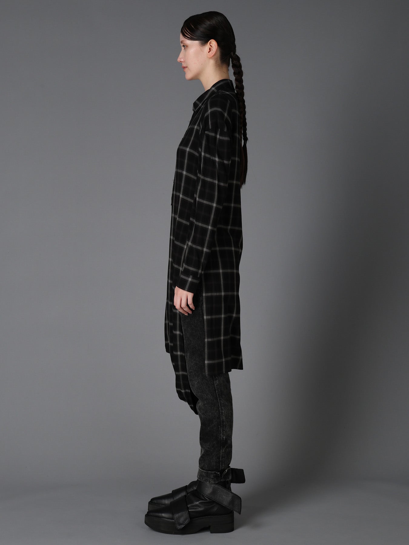 RAYON PLAID DRAPED HEM BLOUSE