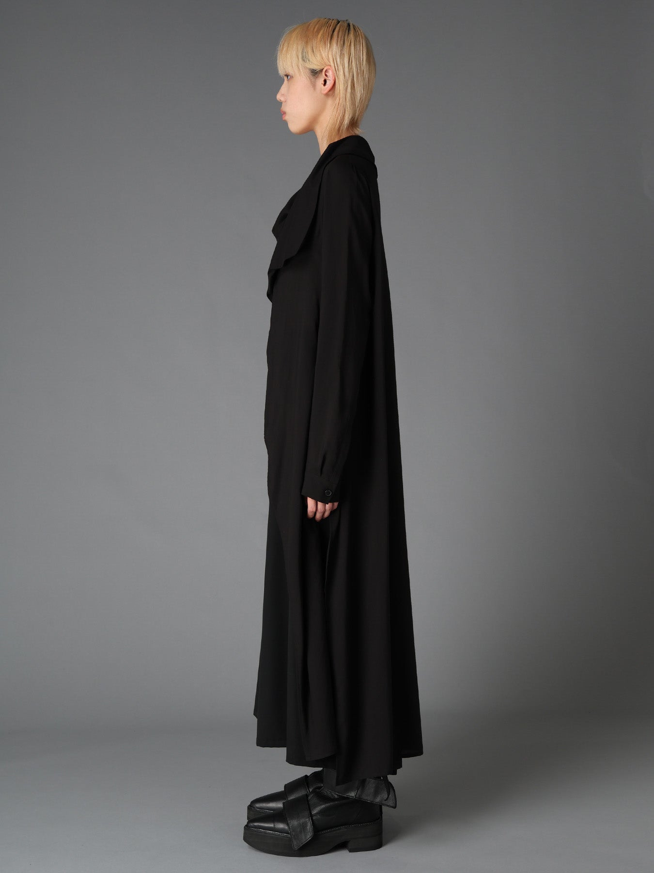 SOFT LAWN  LONG DRAPED BLOUSE