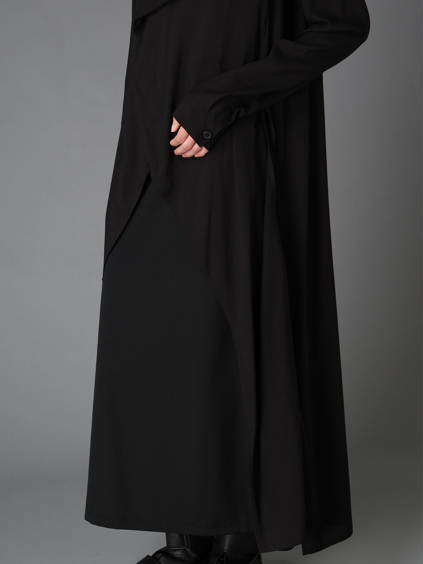 SOFT LAWN  LONG DRAPED BLOUSE