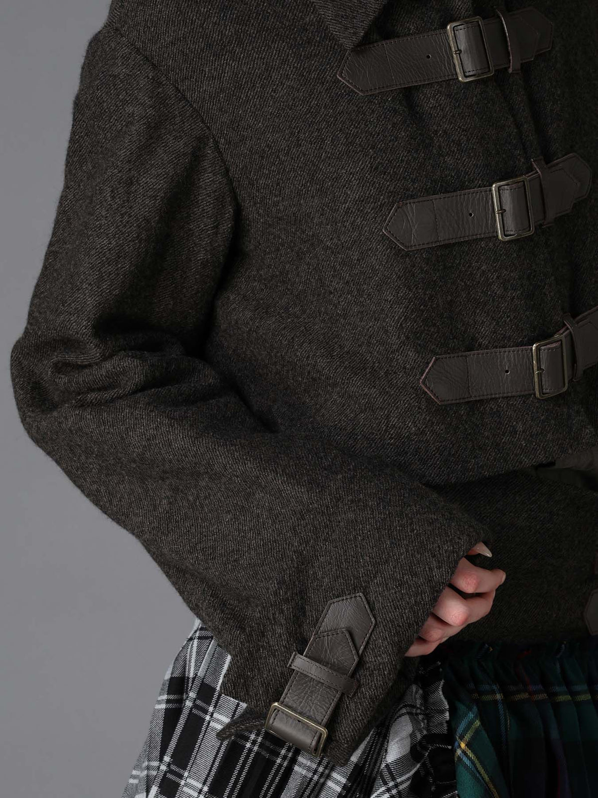 LOW TWIST SERGE BELTED SHORT COAT