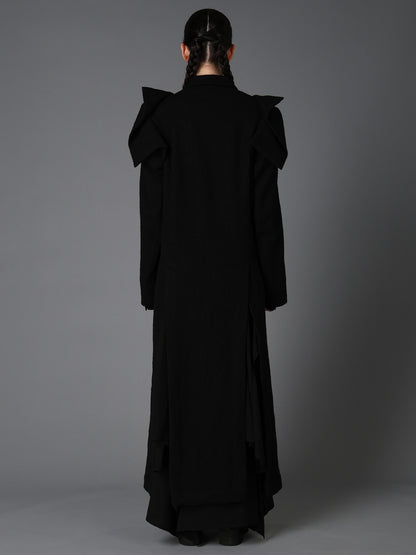 SHRINK SERGE PANELED SHOULDER LONG COAT