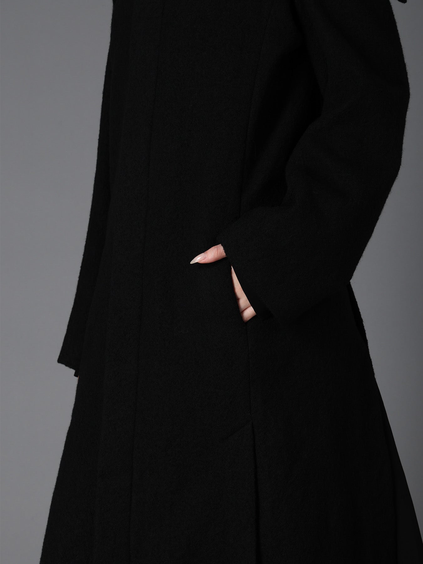 SHRINK SERGE PANELED SHOULDER LONG COAT