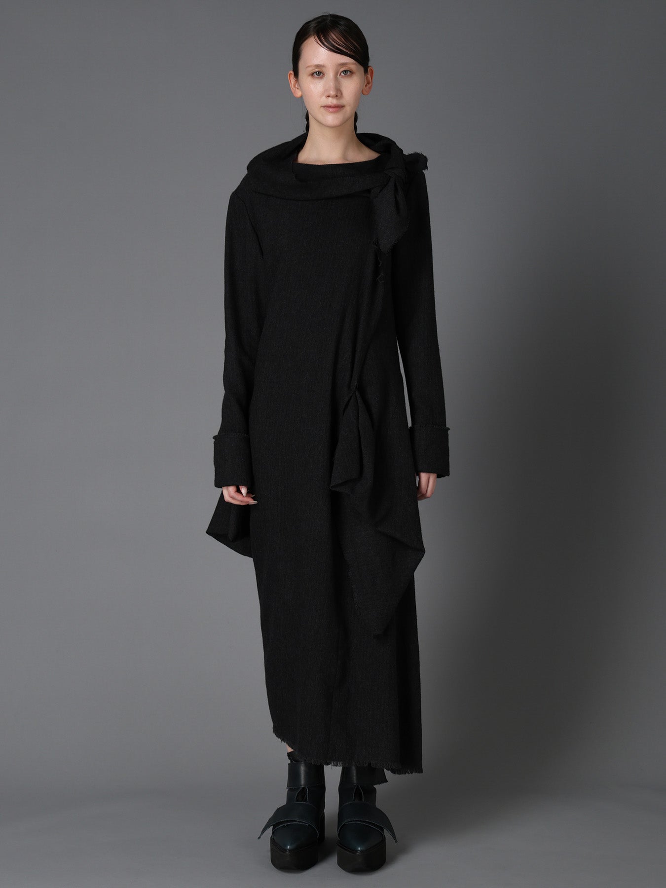 WOOL HERRINGBONE KNOT DETAIL DRESS