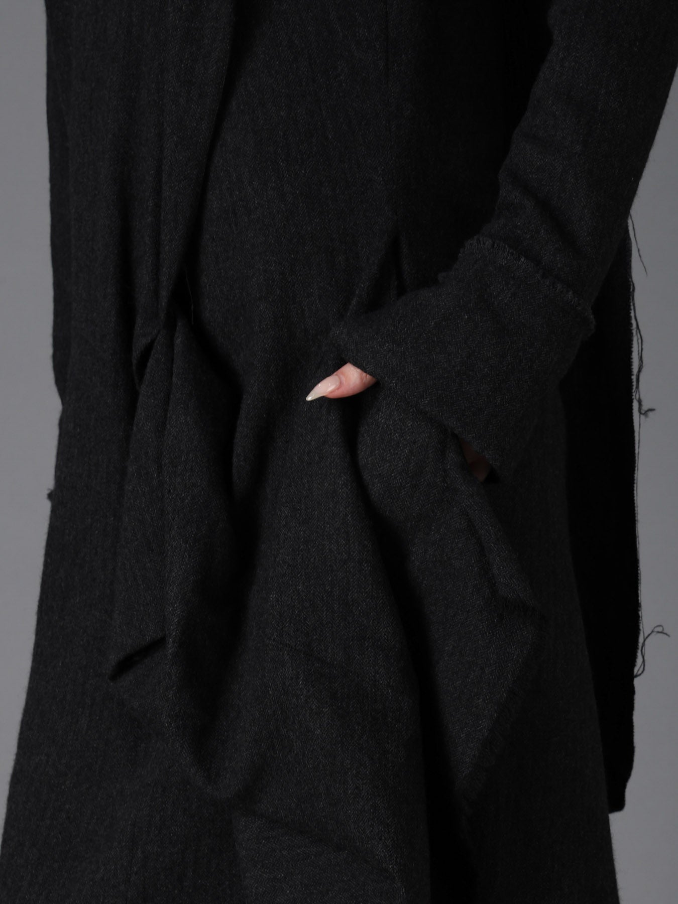 WOOL HERRINGBONE KNOT DETAIL DRESS