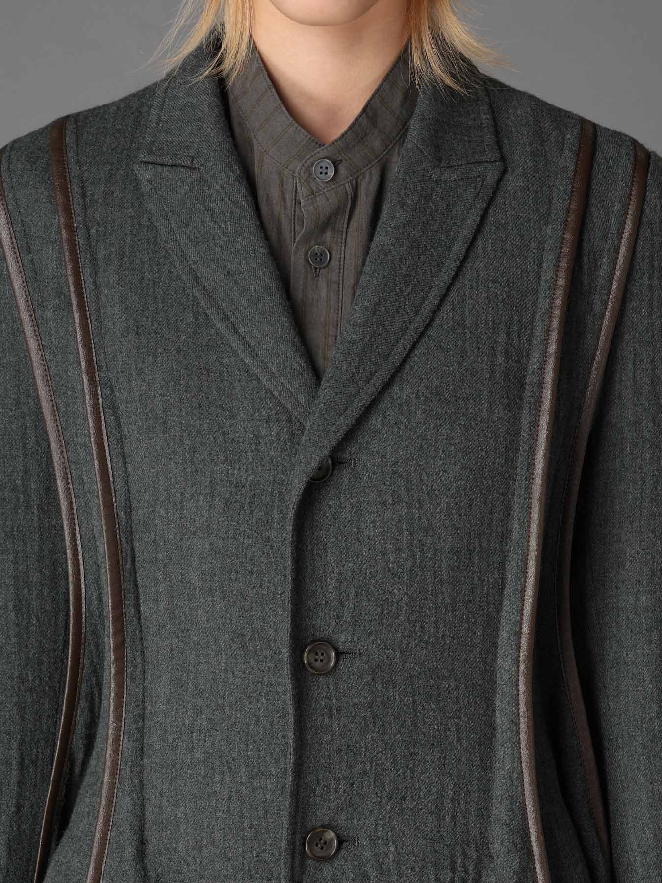 W/ VIYELLA B FLARED PANEL JACKET