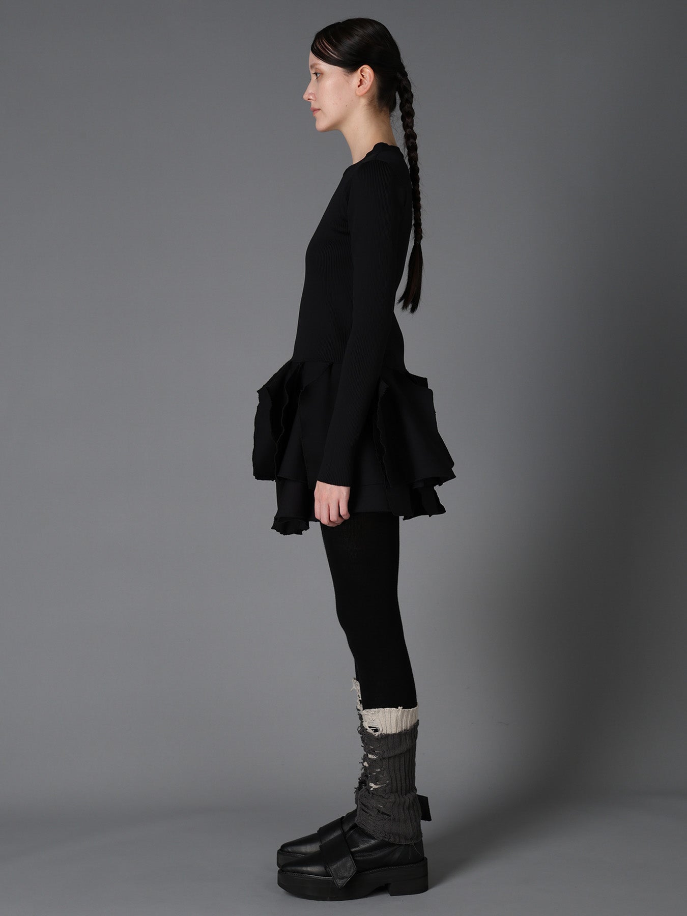 HIGH-GAUGE 3D KNIT FRILLED PULLOVER