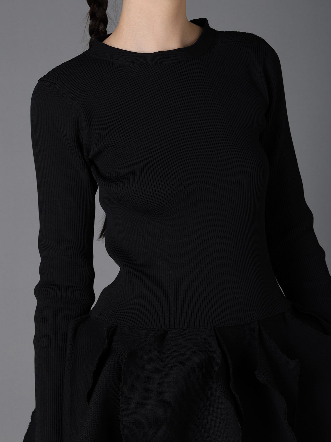 HIGH-GAUGE 3D KNIT FRILLED PULLOVER