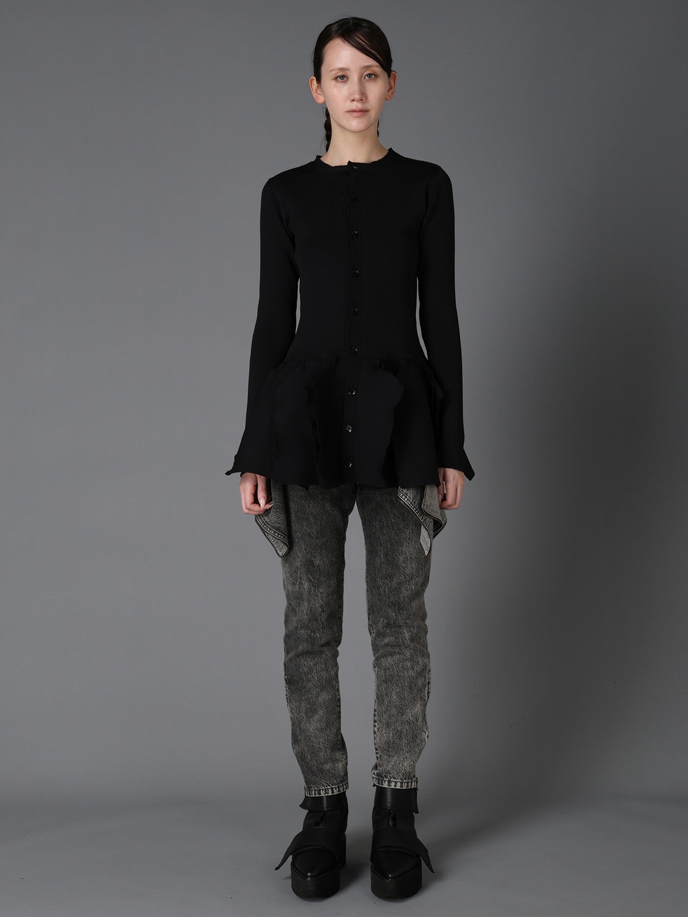 HIGH-GAUGE 3D KNIT FRILLED GARDIGAN